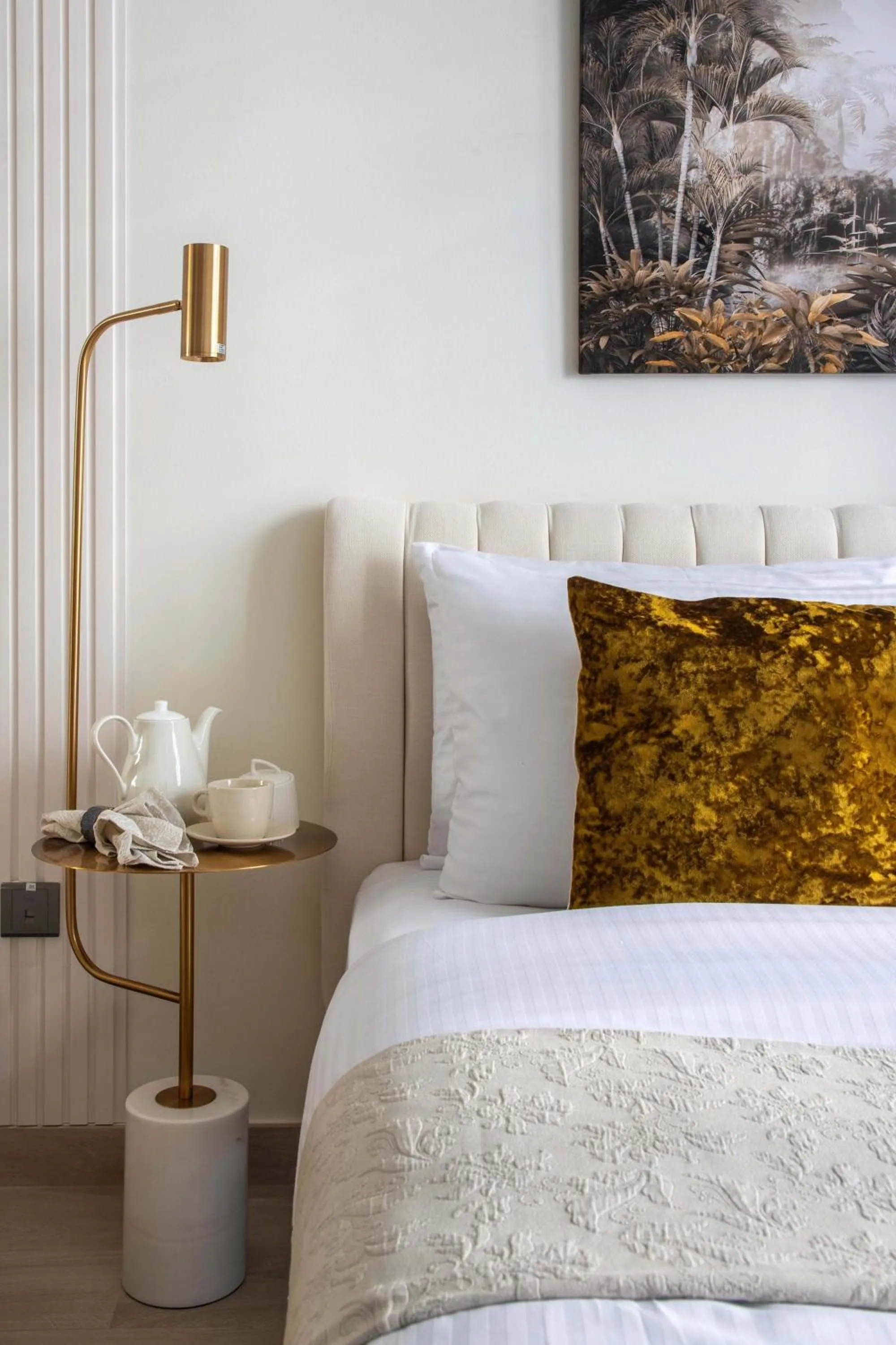 Bed in Frank Porter - Azizi Riviera 28