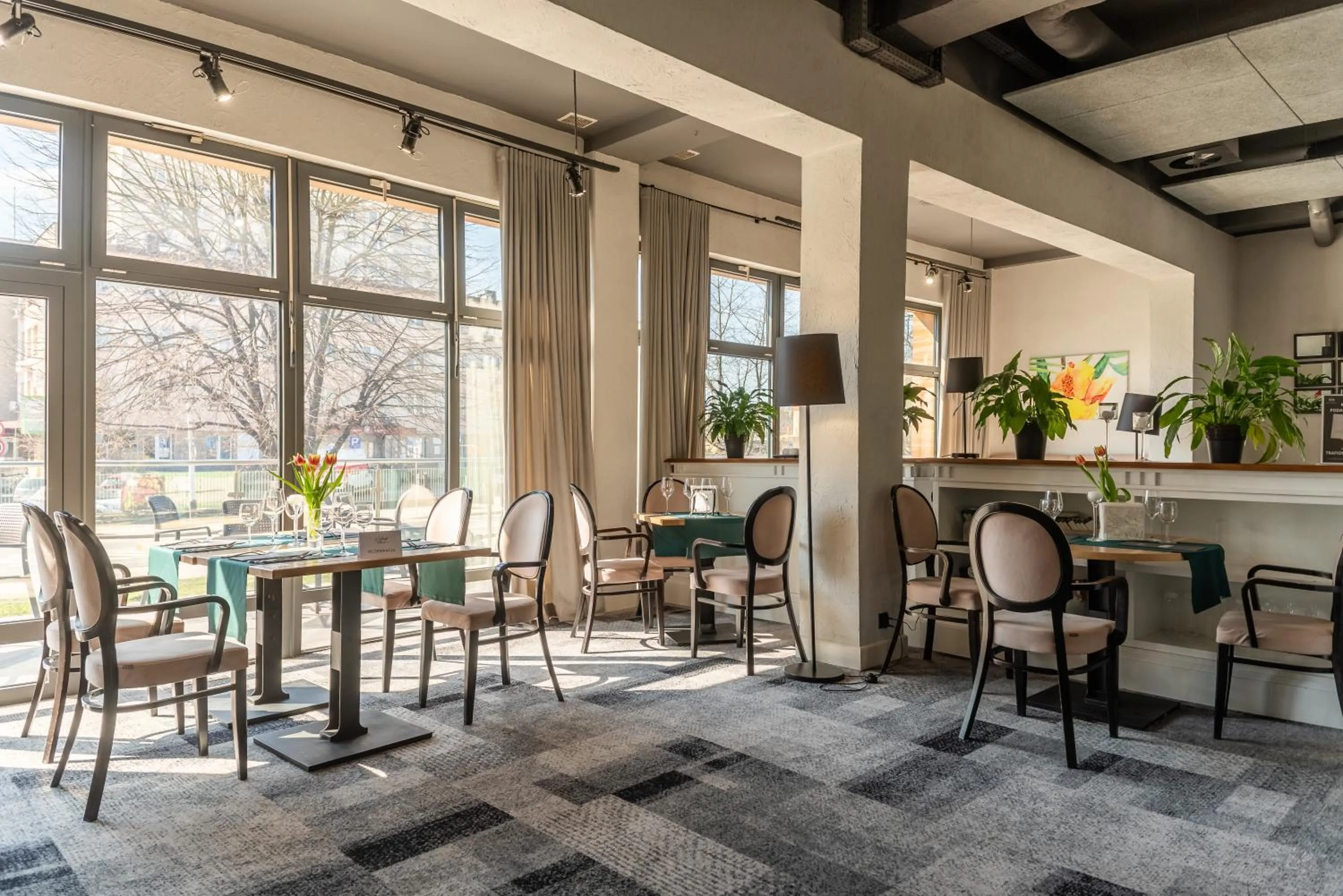 Restaurant/places to eat in Hotel Nafta Krosno