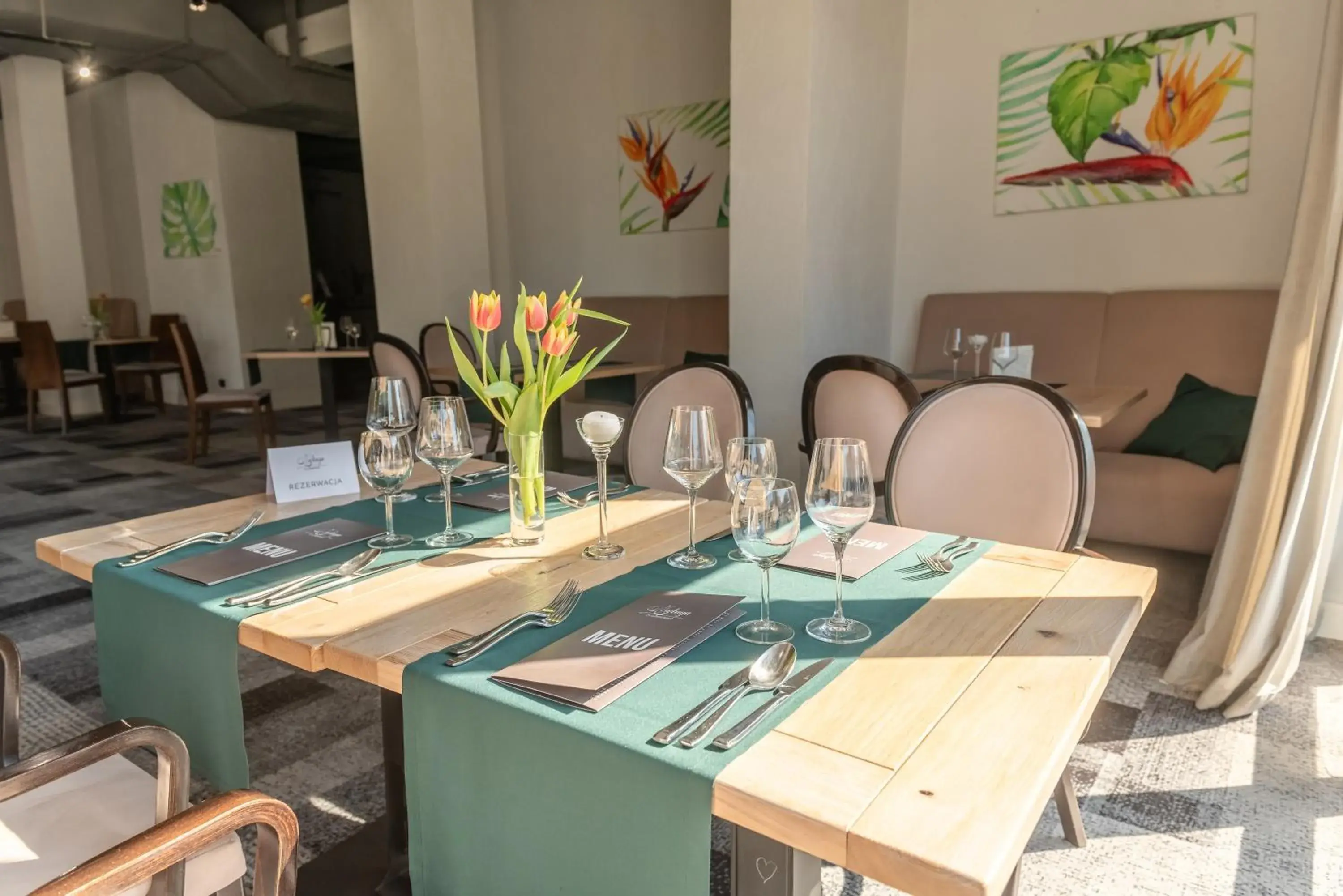 Restaurant/places to eat in Hotel Nafta Krosno Restaurant/places to eat in Hotel Nafta Krosno