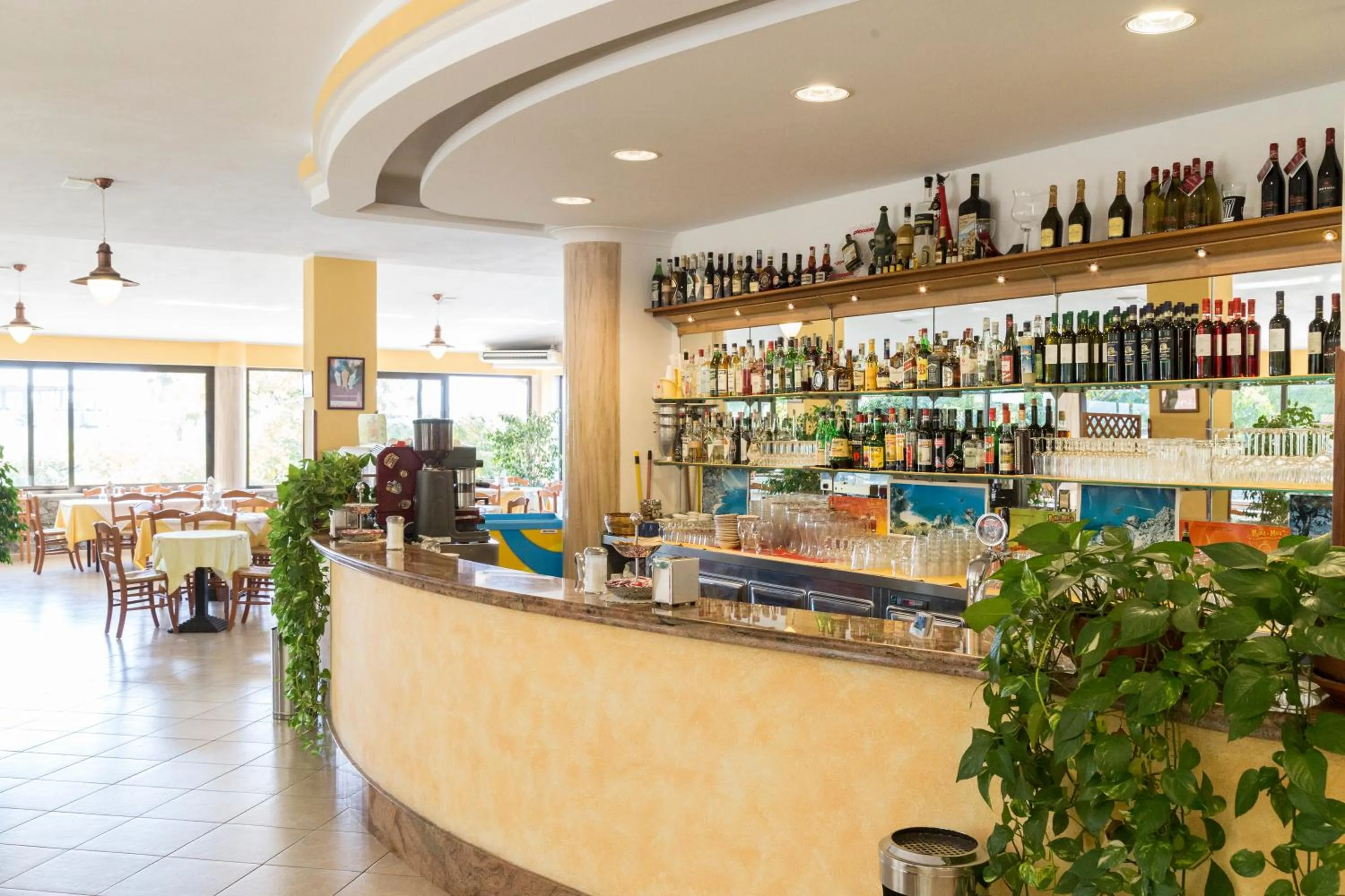 Restaurant/places to eat in Happy Days