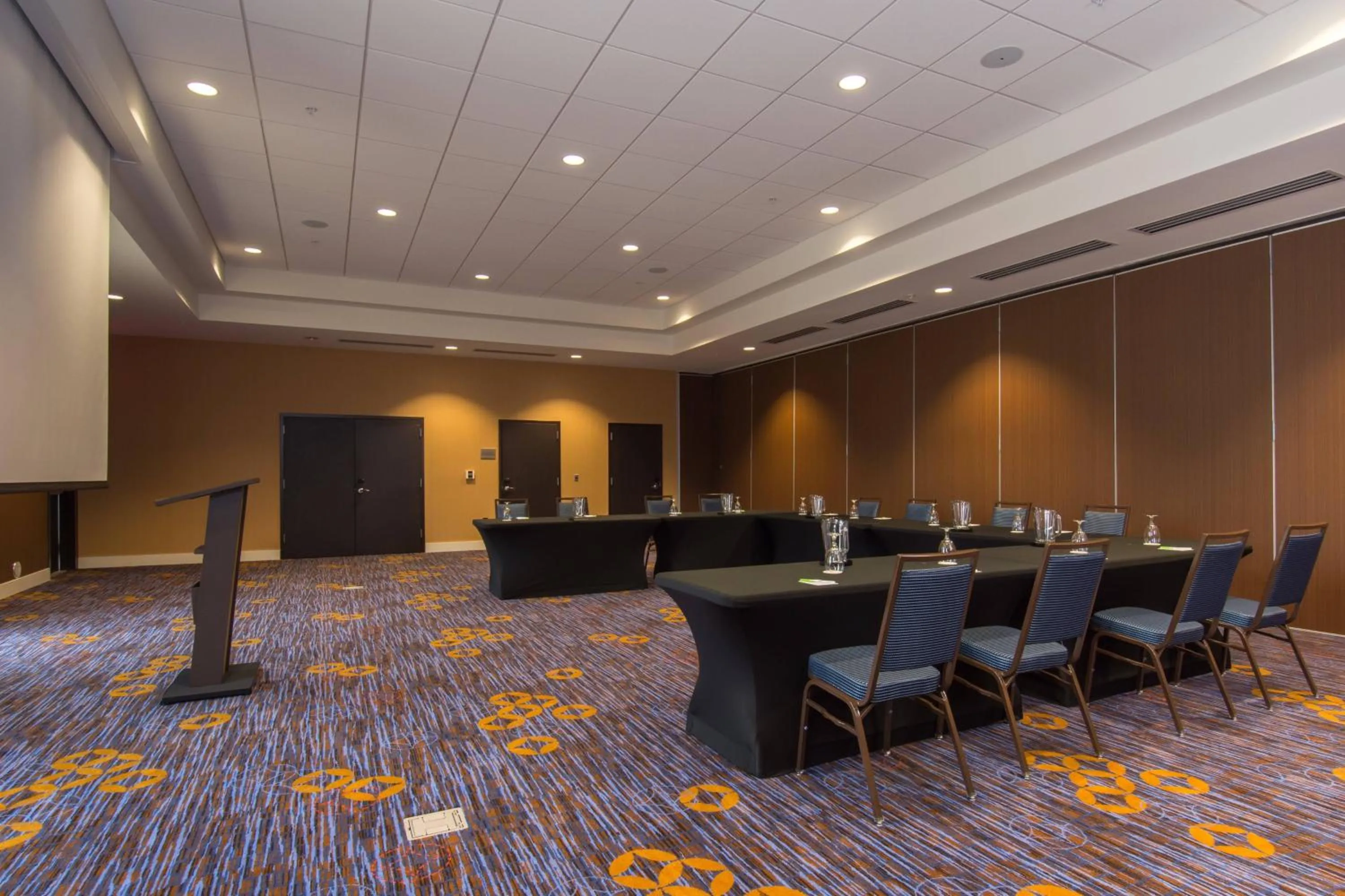 Meeting/conference room in Courtyard by Marriott Raleigh-Durham Airport/Brier Creek