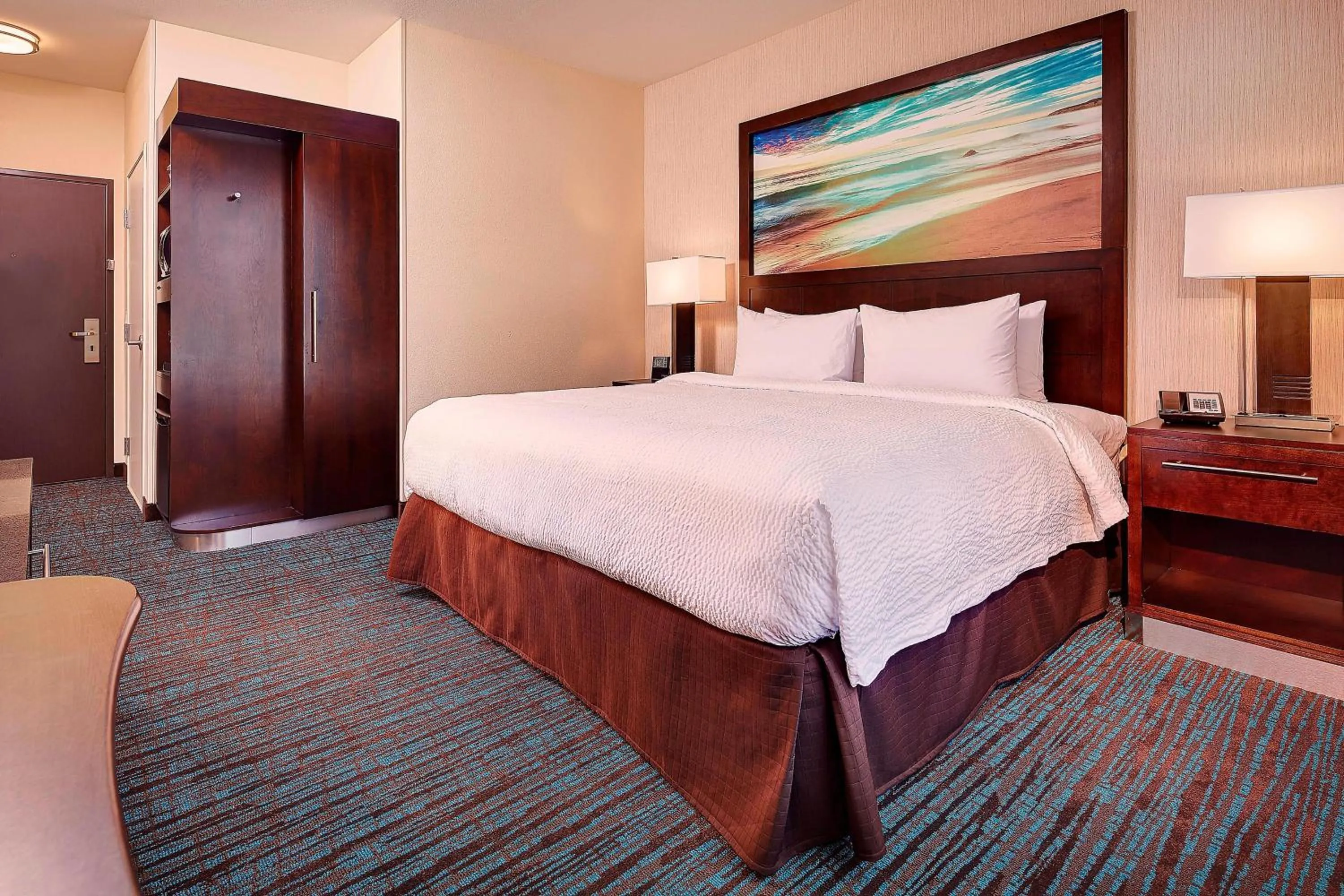Photo of the whole room, Bed in Fairfield Inn & Suites by Marriott San Diego Carlsbad