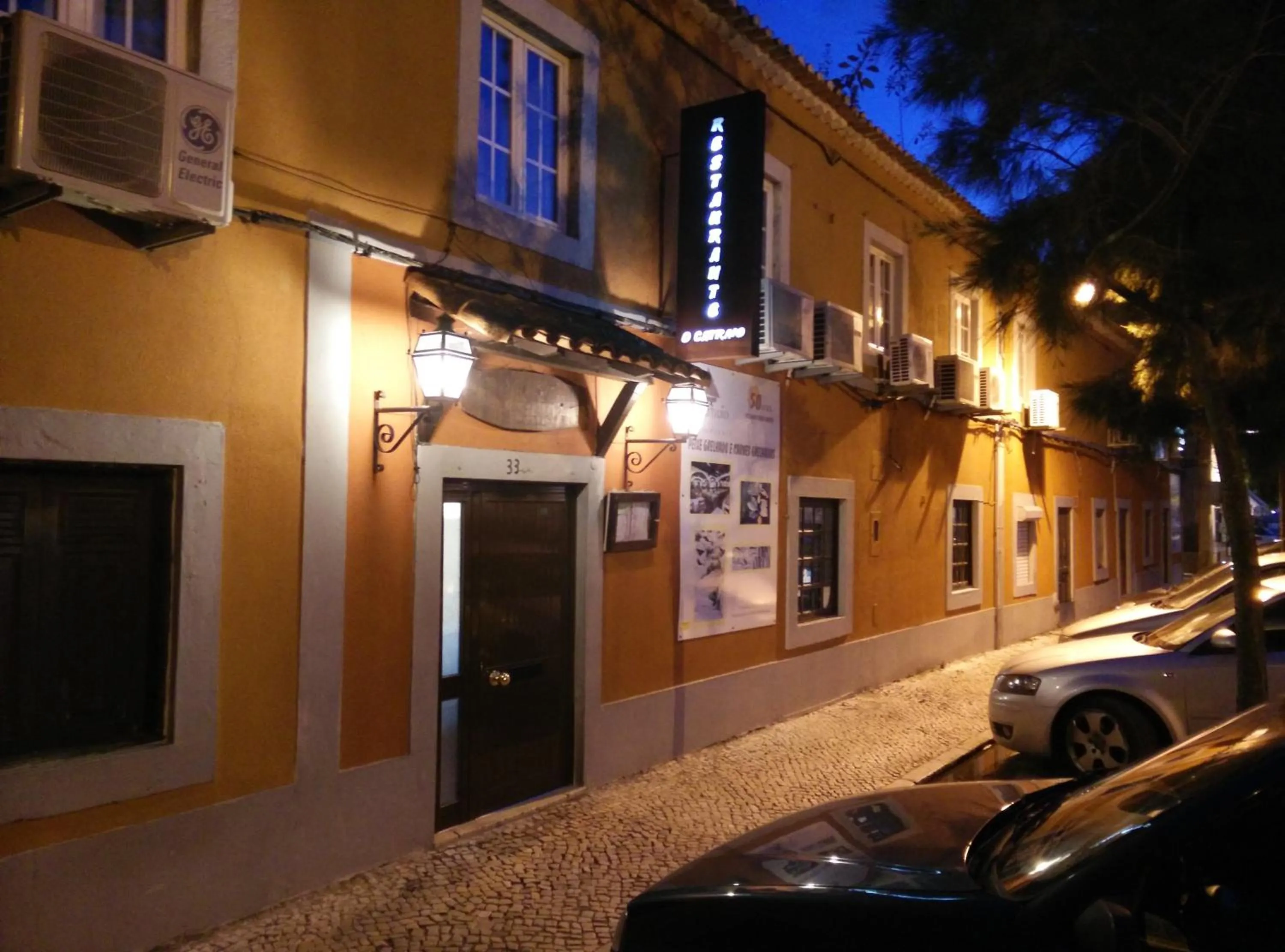 Restaurant/places to eat in Hotel O Catraio