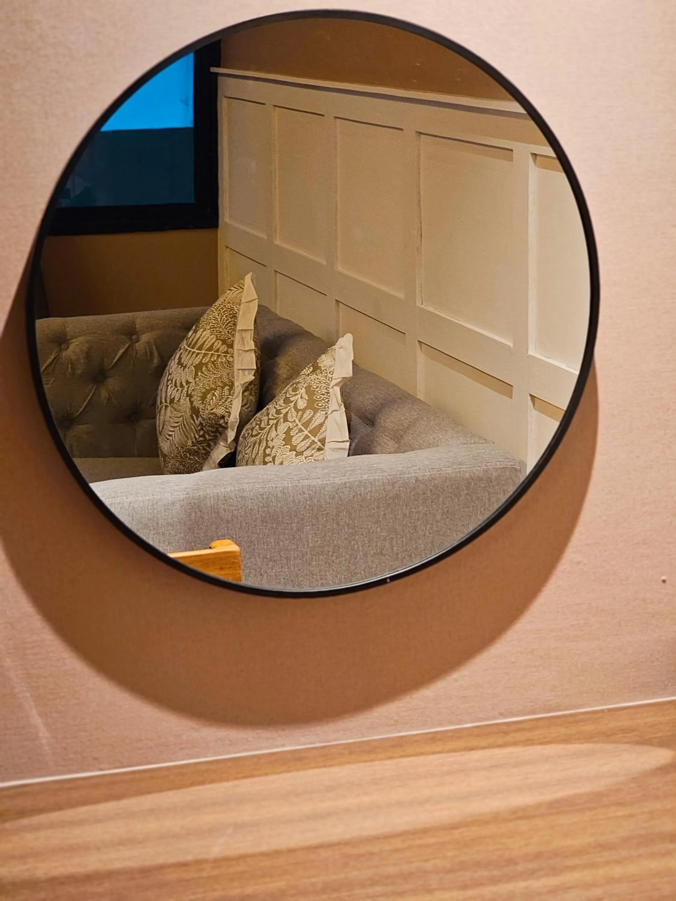 The Palm Suite at Lava Mansion