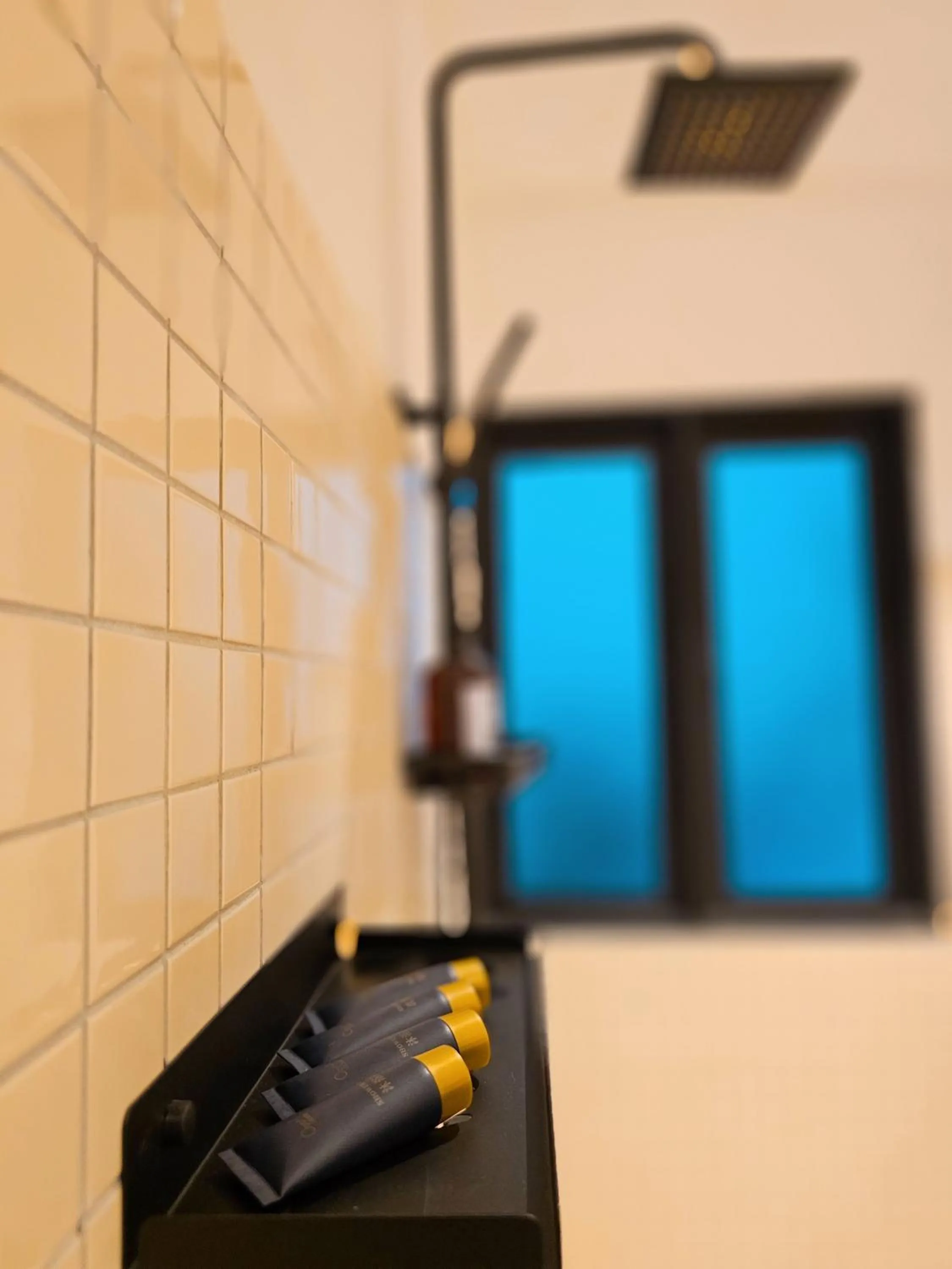 The Palm Suite at Lava Mansion