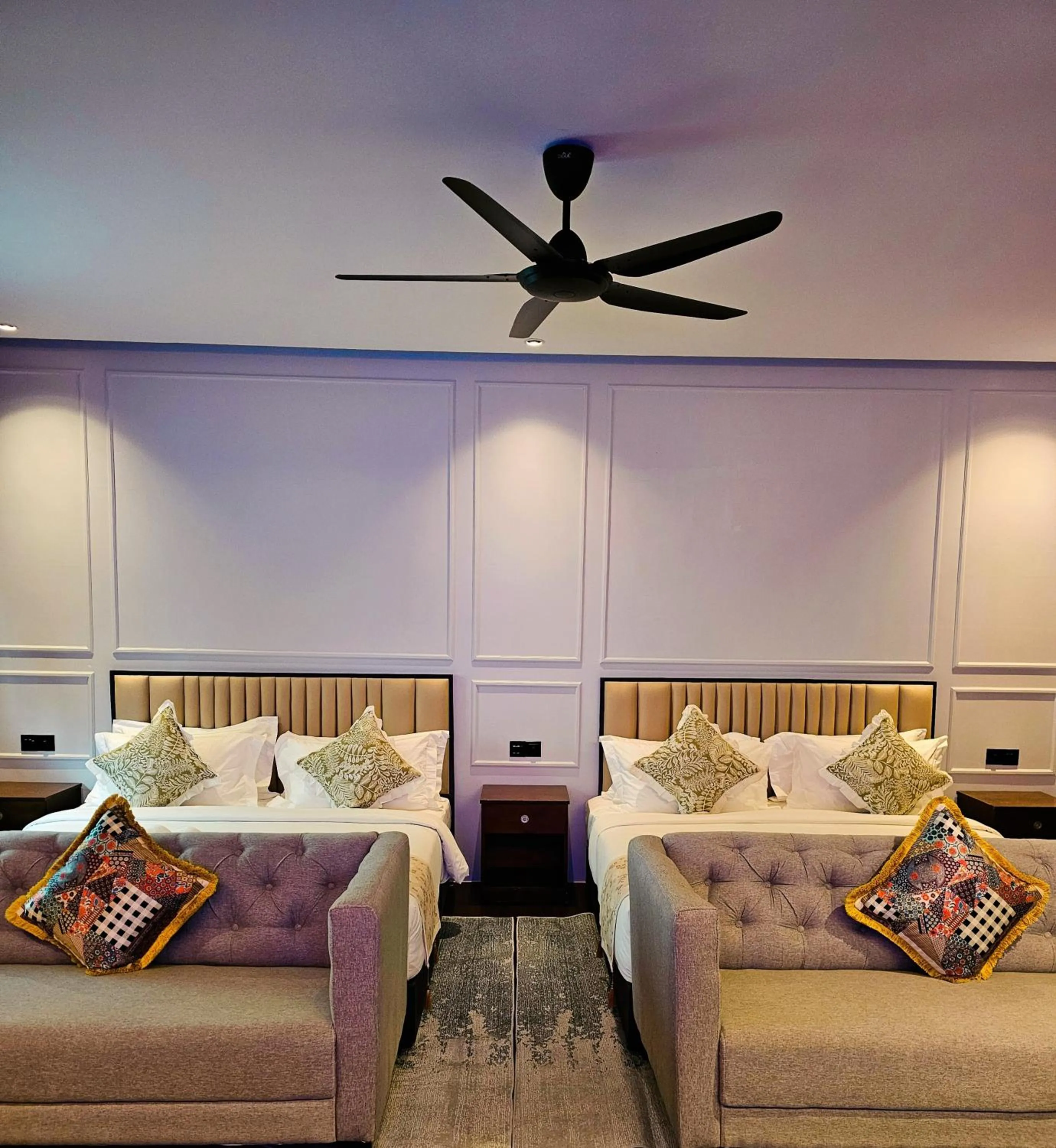 The Palm Suite at Lava Mansion