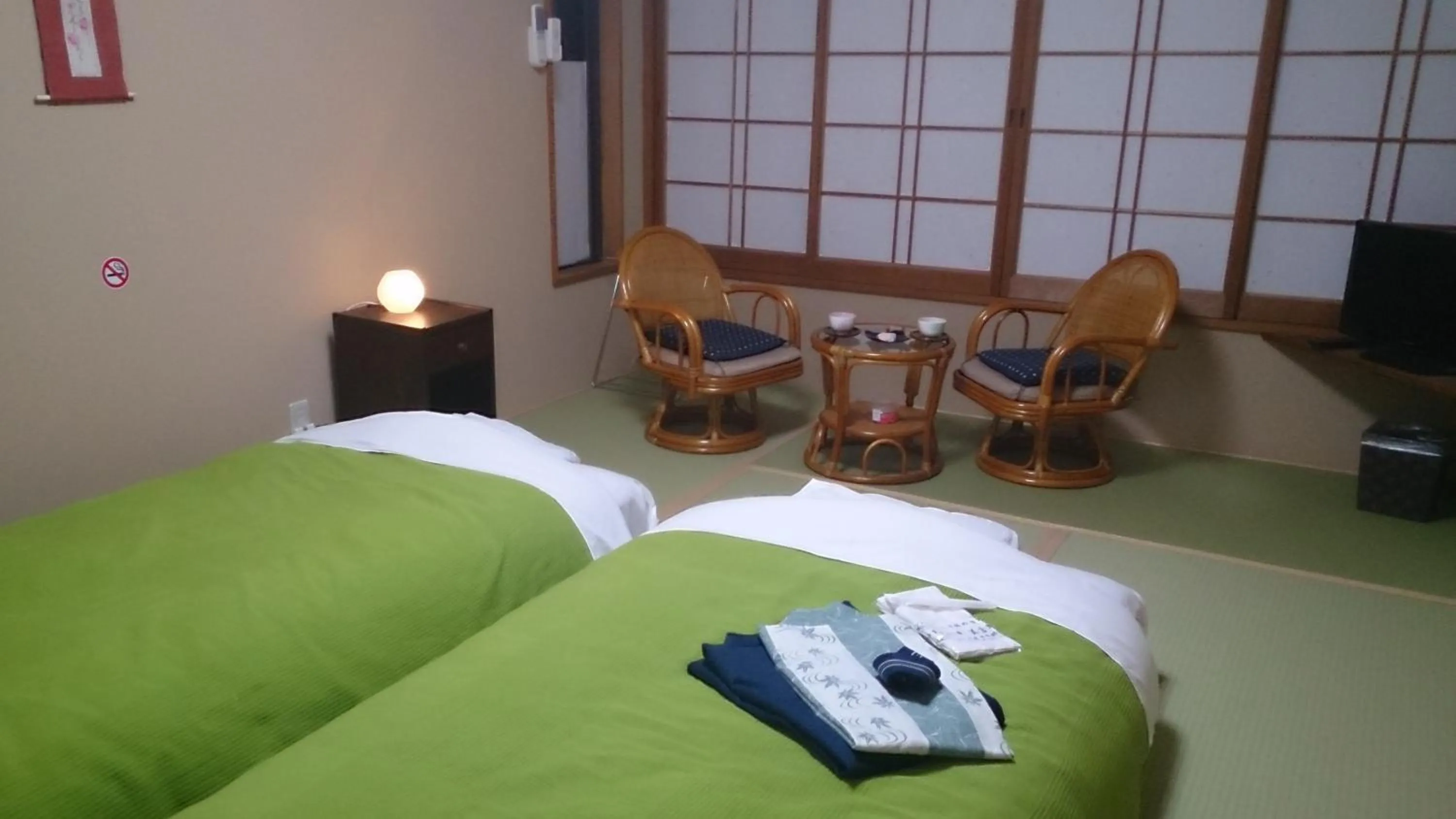 Bed in Miyoshino Sakuraan
