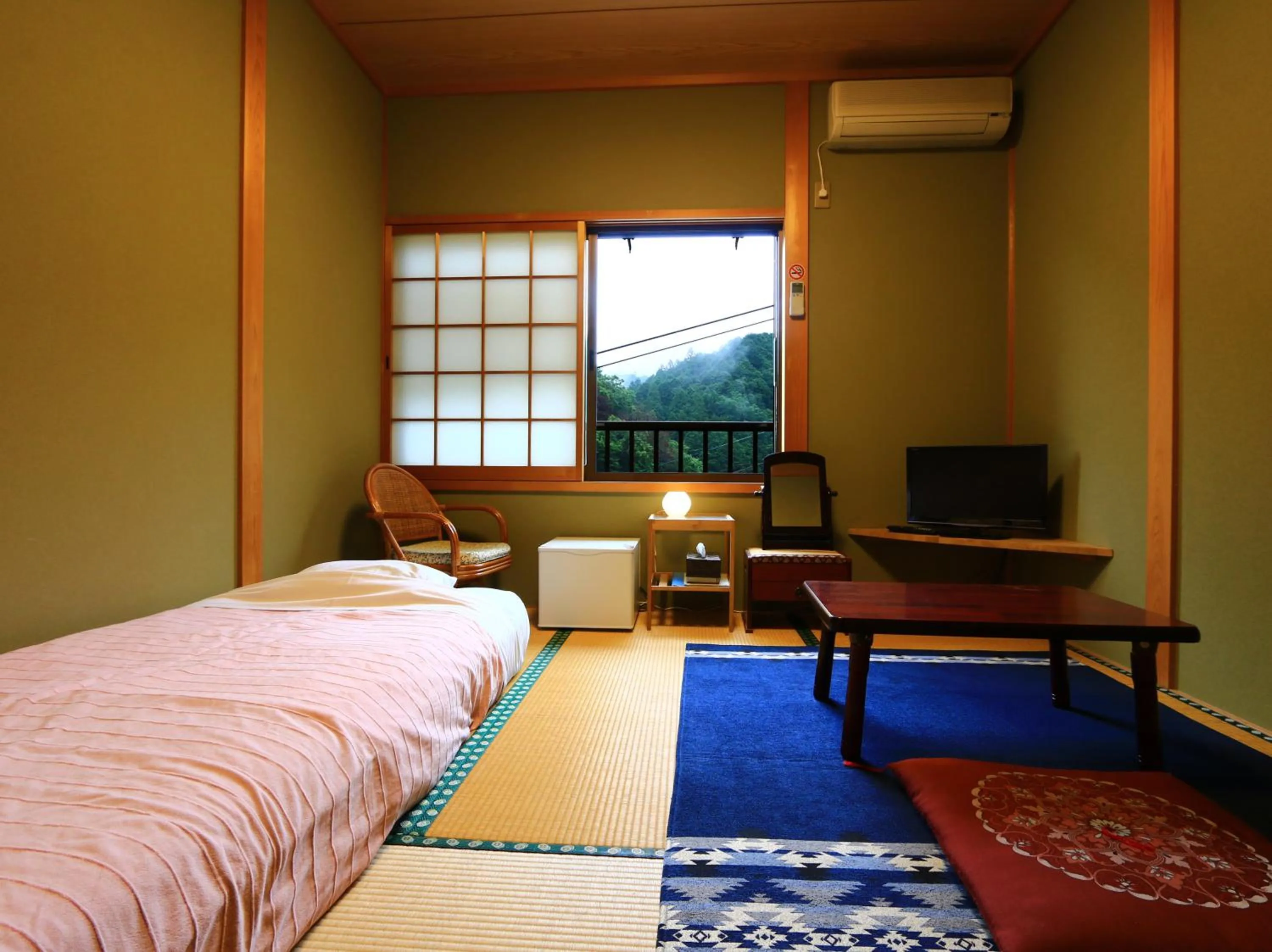 Photo of the whole room in Miyoshino Sakuraan