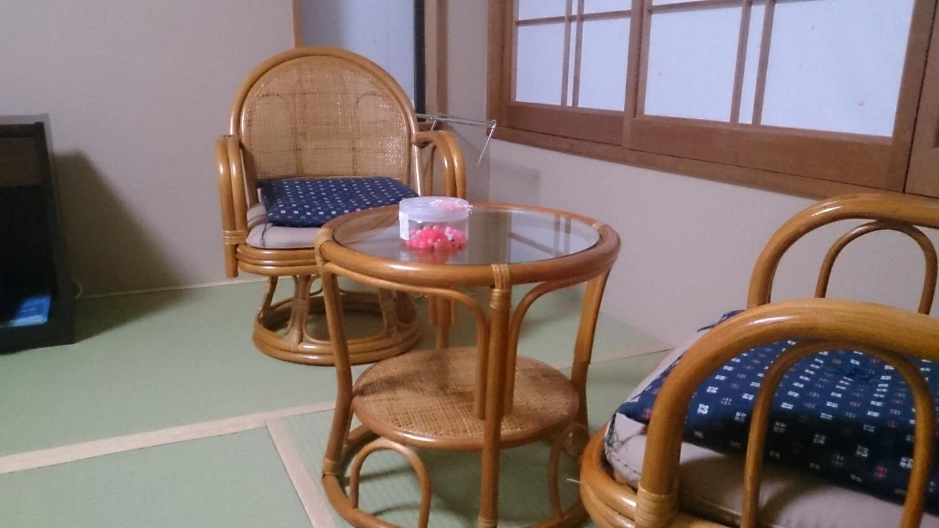 Seating area in Miyoshino Sakuraan