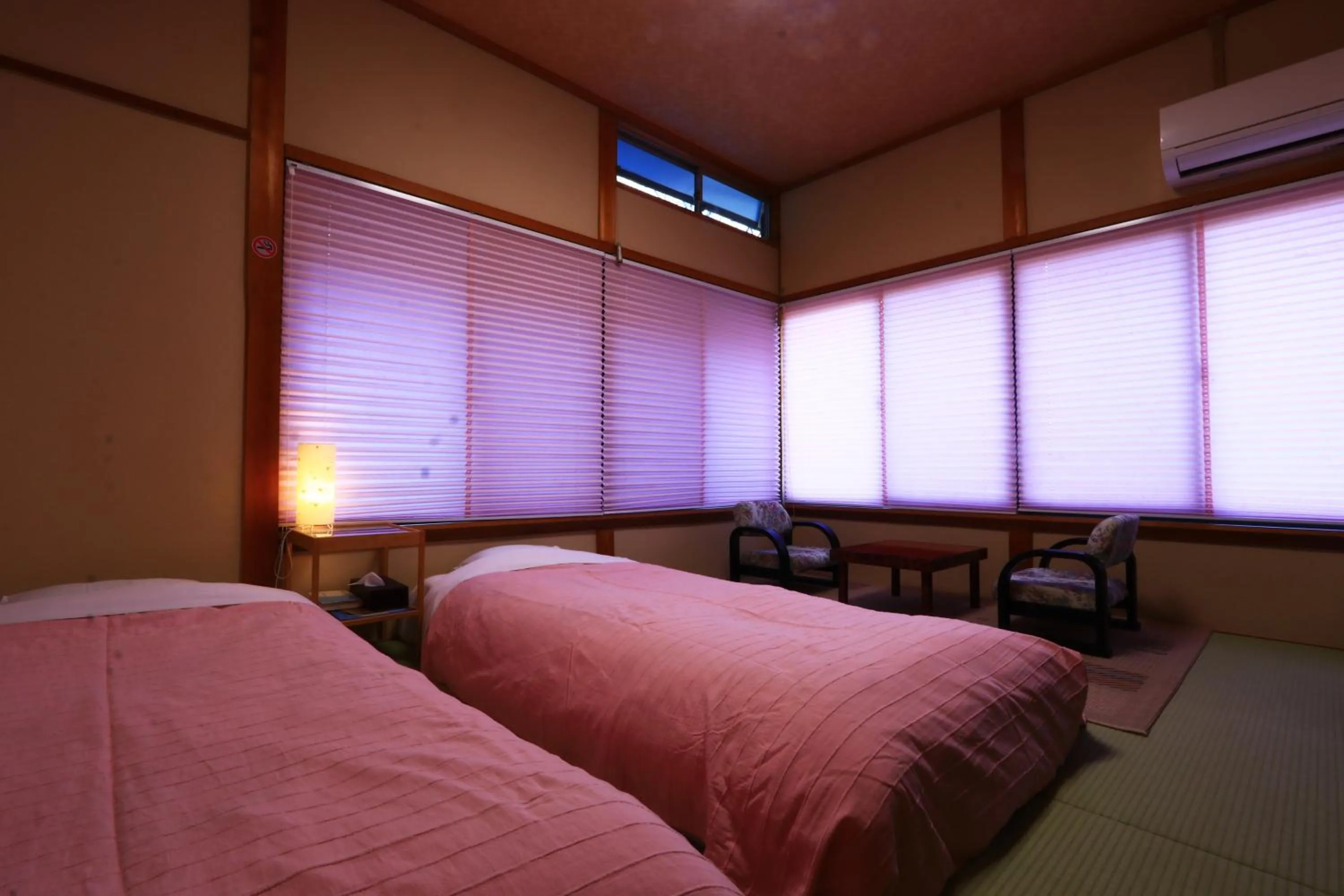 Bed in Miyoshino Sakuraan