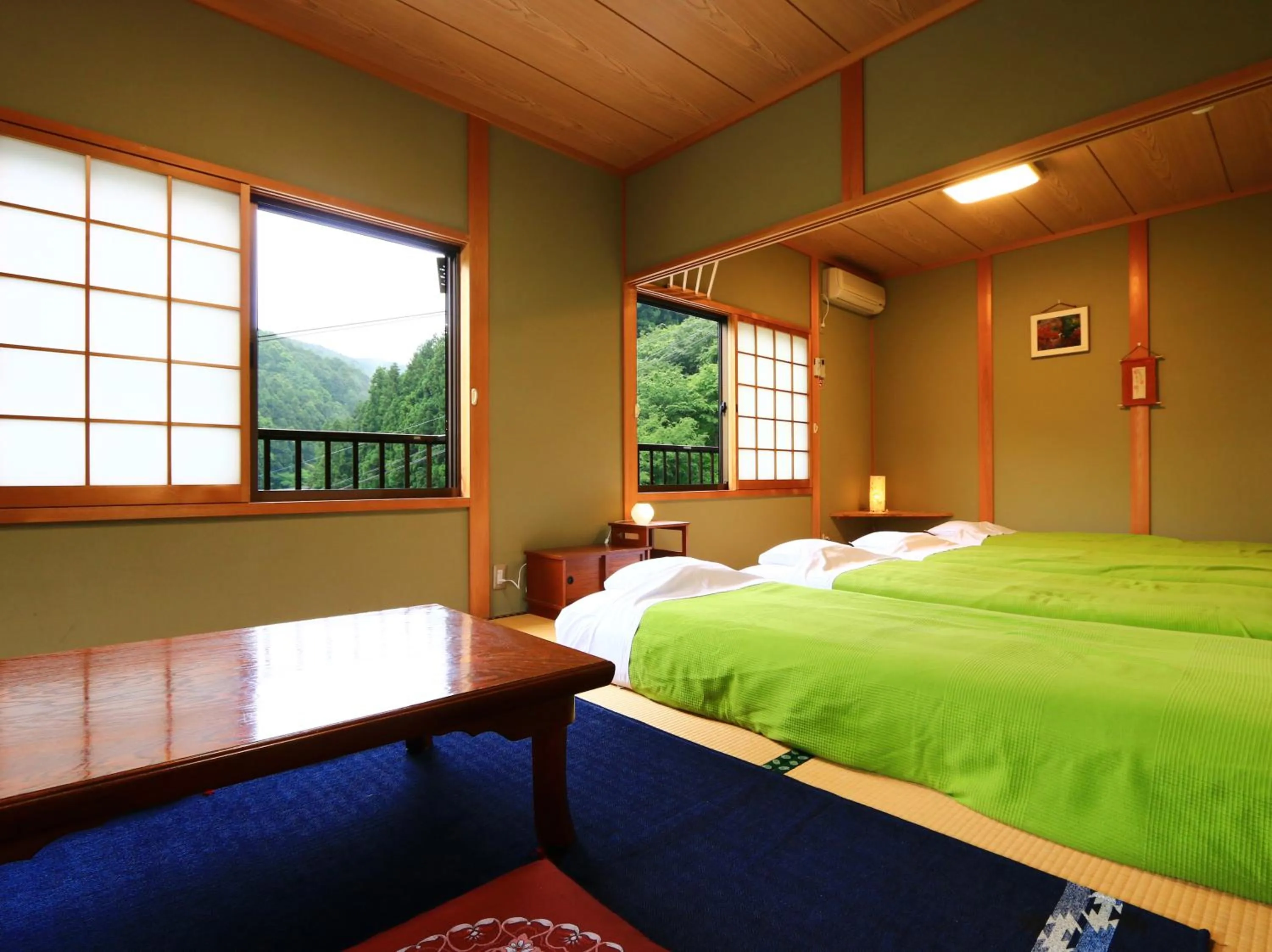 Photo of the whole room in Miyoshino Sakuraan