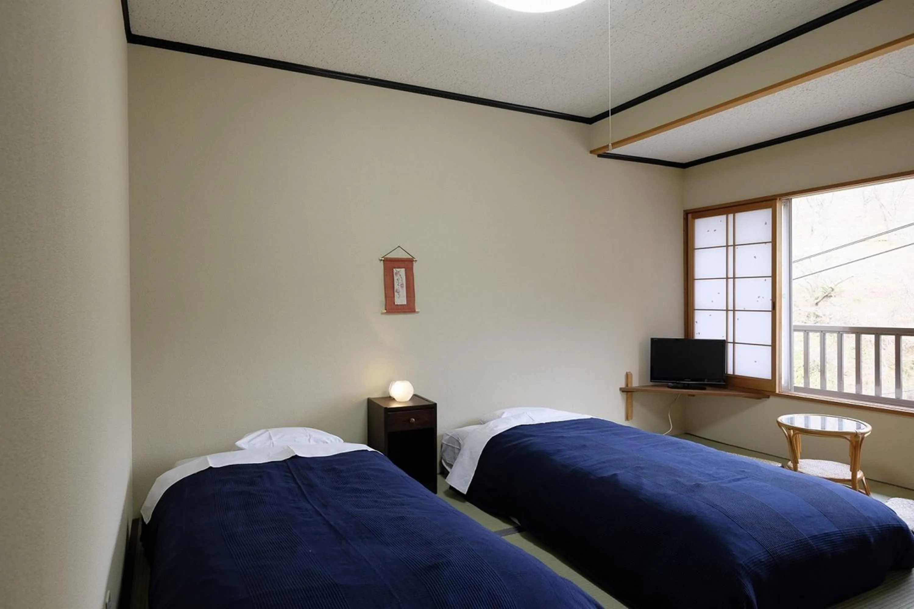 Bed in Miyoshino Sakuraan