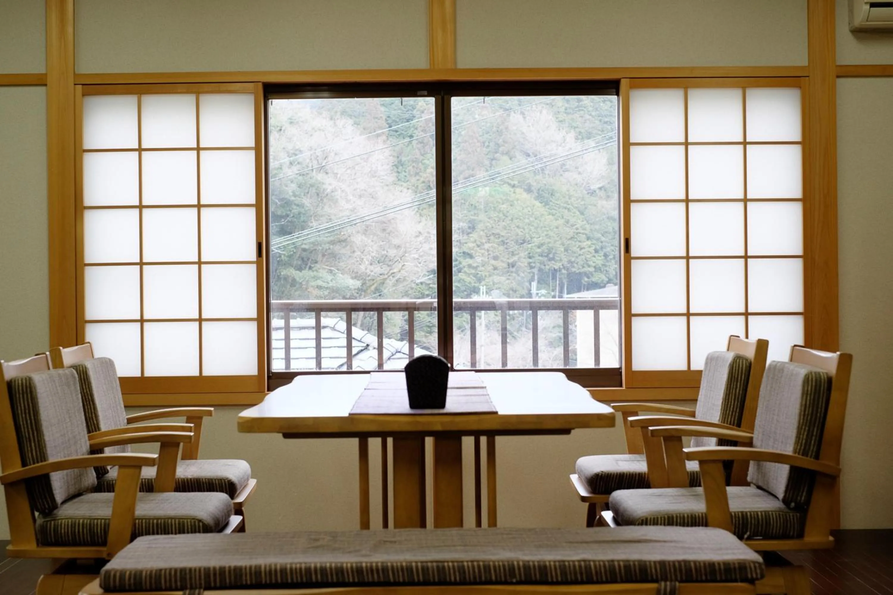 Restaurant/places to eat in Miyoshino Sakuraan