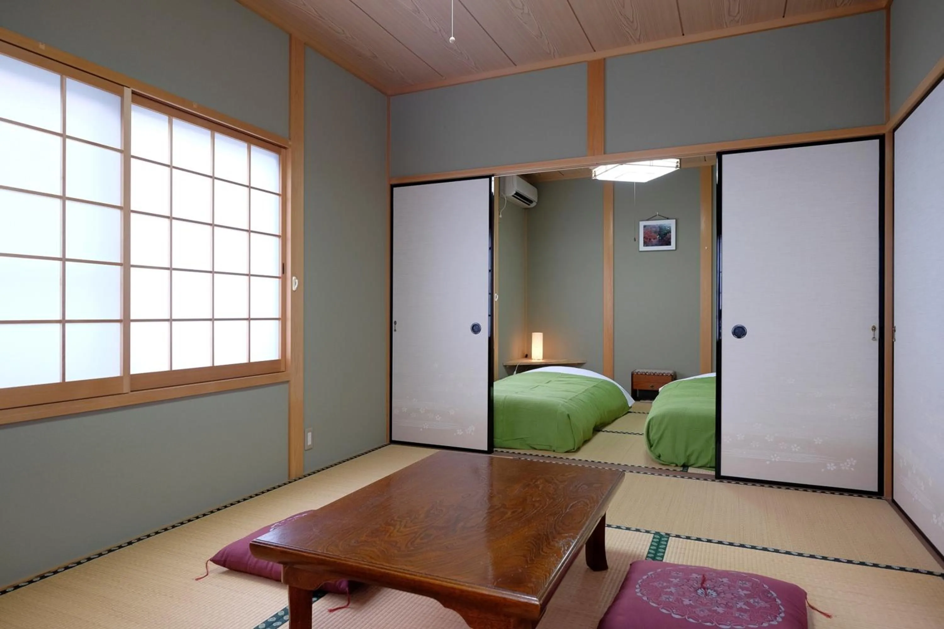Bed in Miyoshino Sakuraan