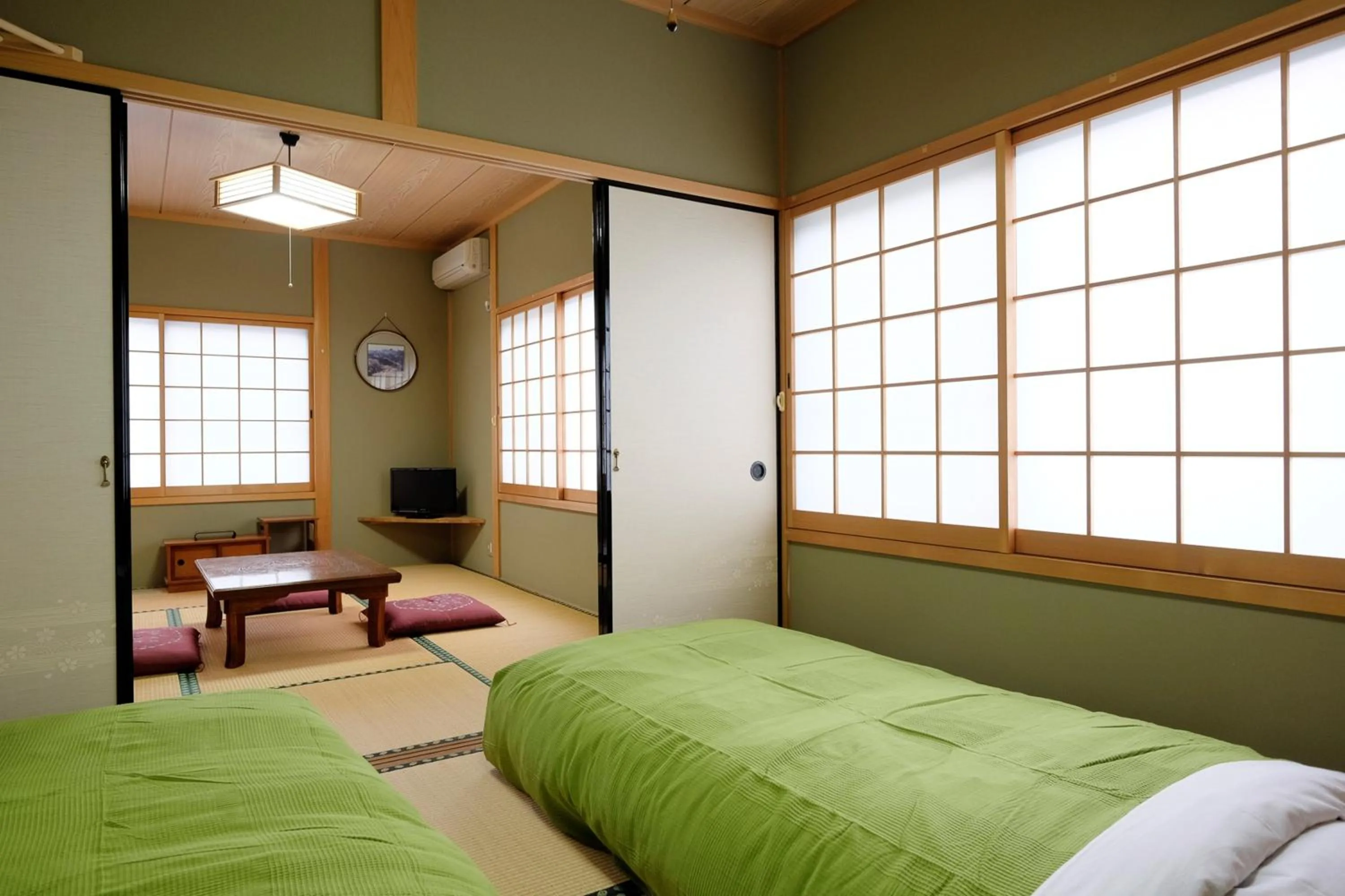 Bed in Miyoshino Sakuraan