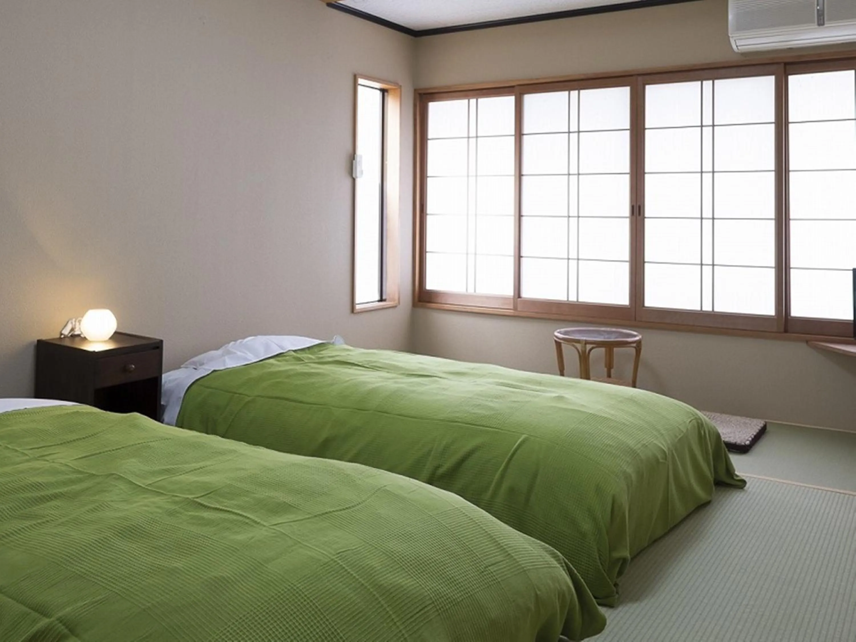 Bed in Miyoshino Sakuraan