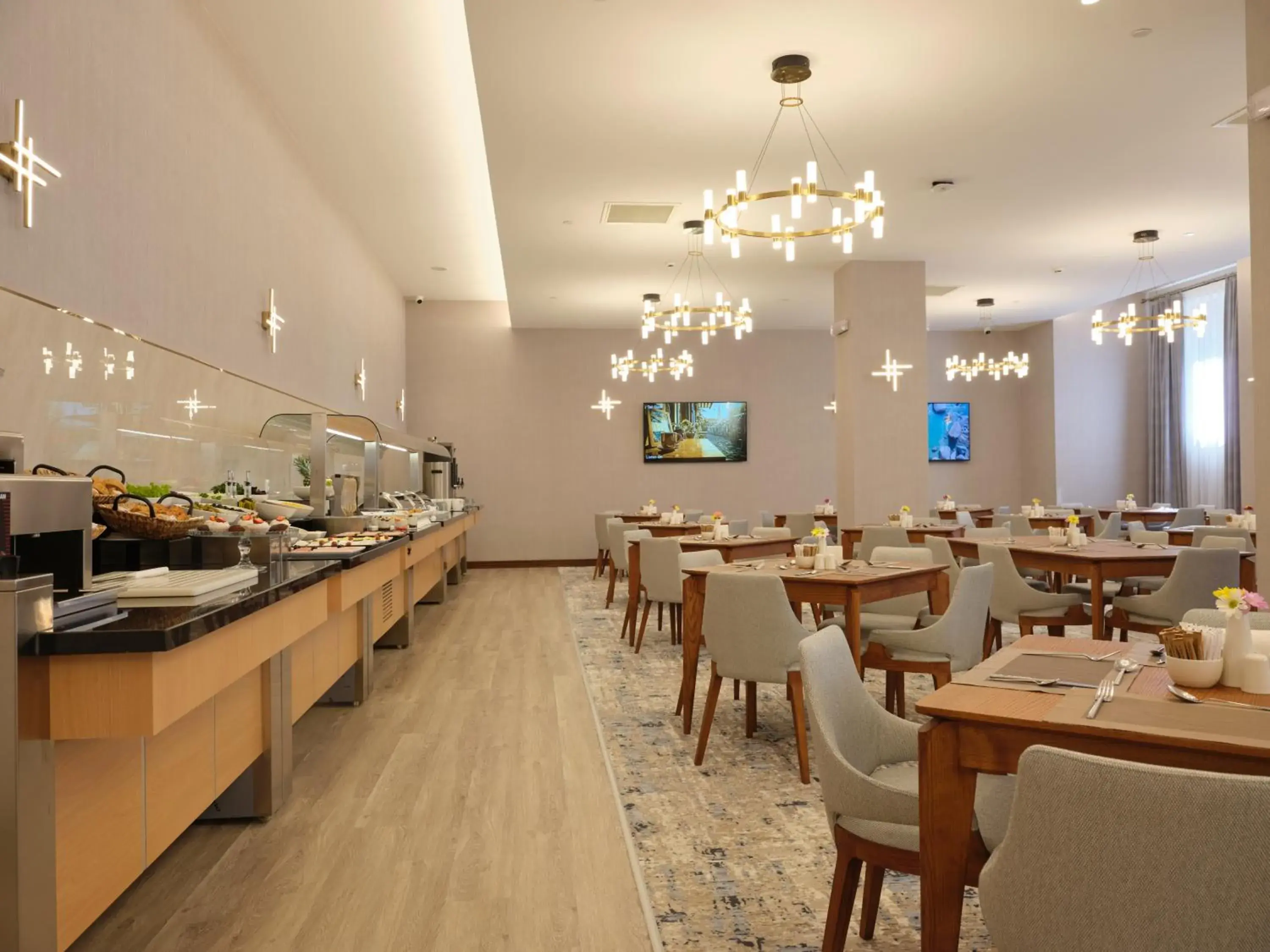 Restaurant/places to eat in The Central Point Hotel Baku Restaurant/places to eat in The Central Point Hotel Baku