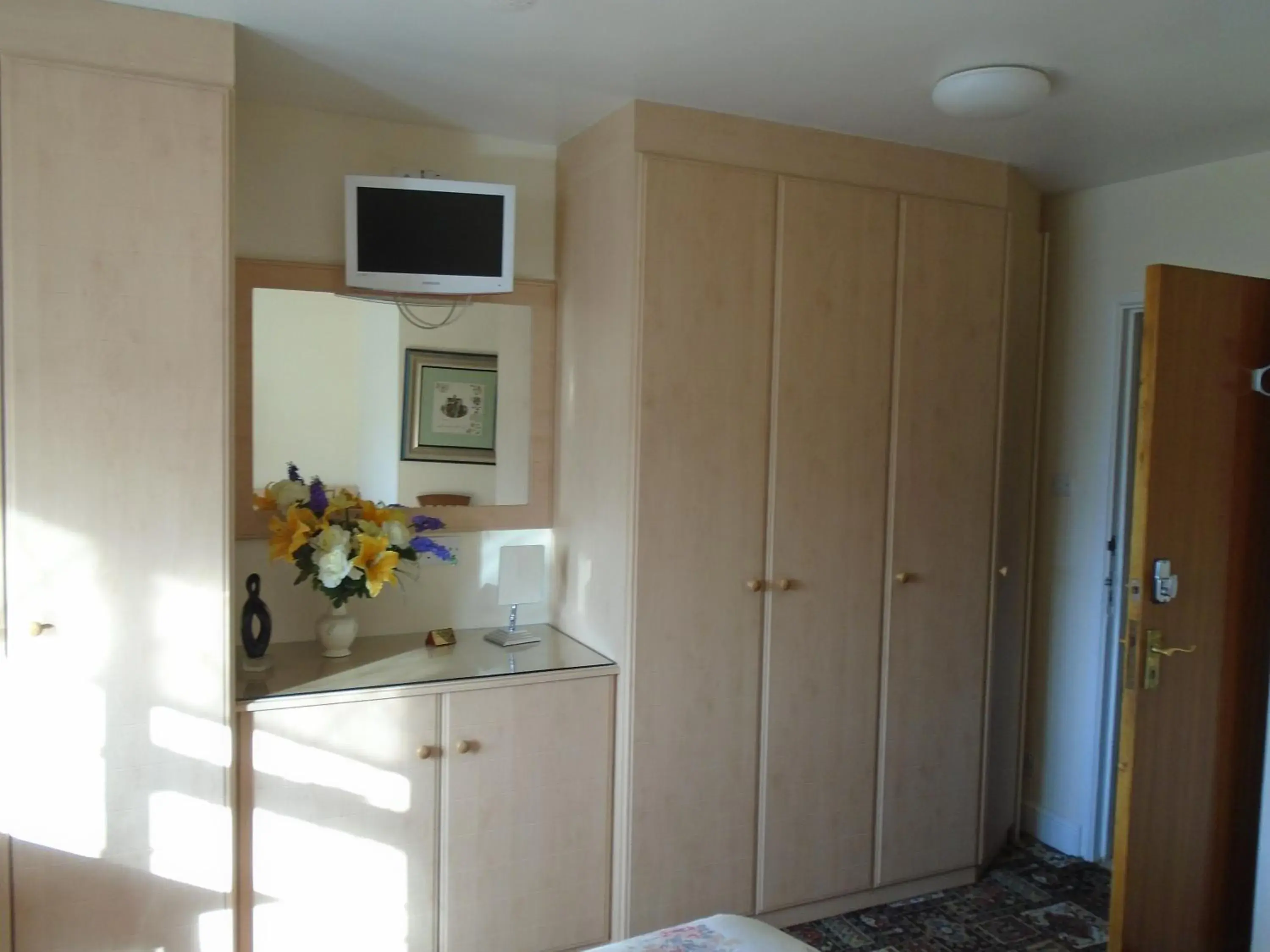 Decorative detail in Edgware B&B Decorative detail in Edgware B&B