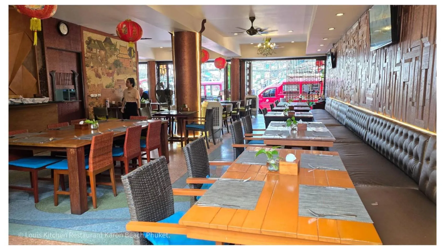 Restaurant/places to eat in ON Hotel Phuket - SHA