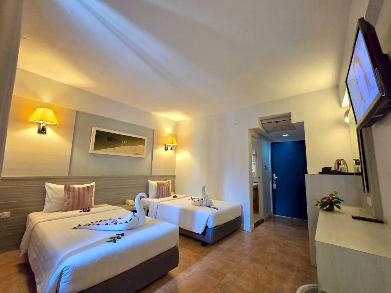 Bedroom, Bed in ON Hotel Phuket - SHA