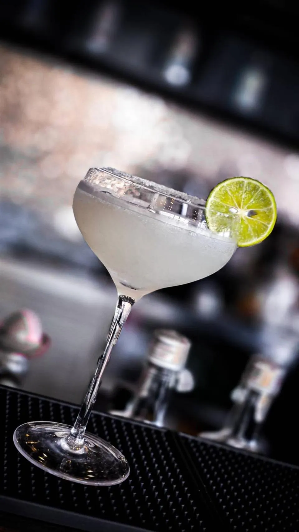 Restaurant/places to eat in ON Hotel Phuket - SHA