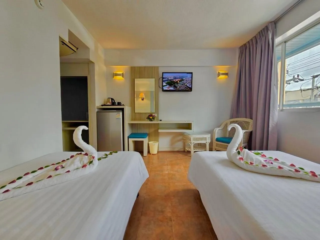 Bedroom, Bed in ON Hotel Phuket - SHA