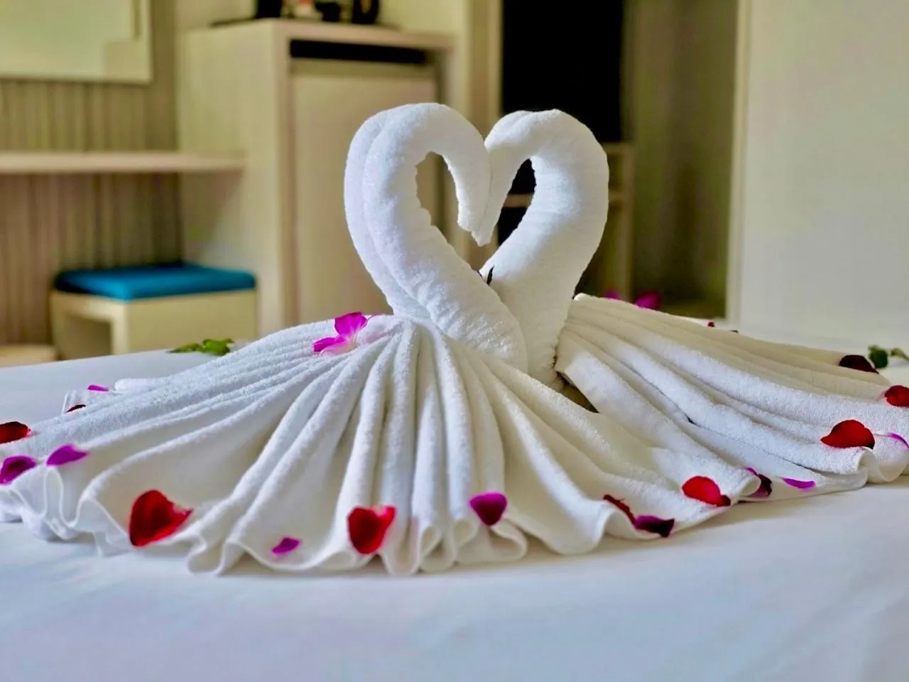 Bed in ON Hotel Phuket - SHA