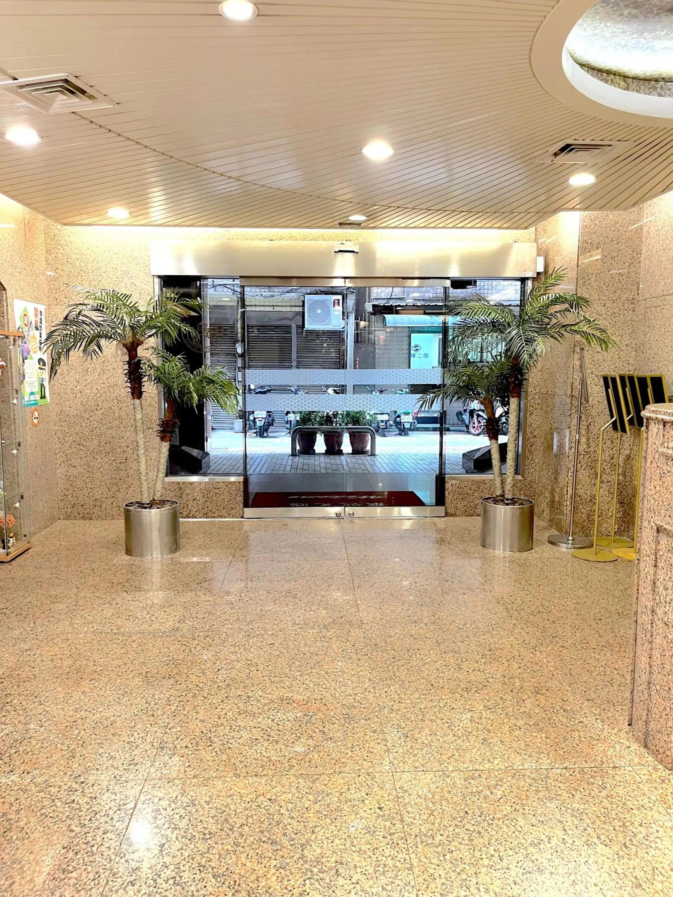 Property building in Hua Guo Hotel