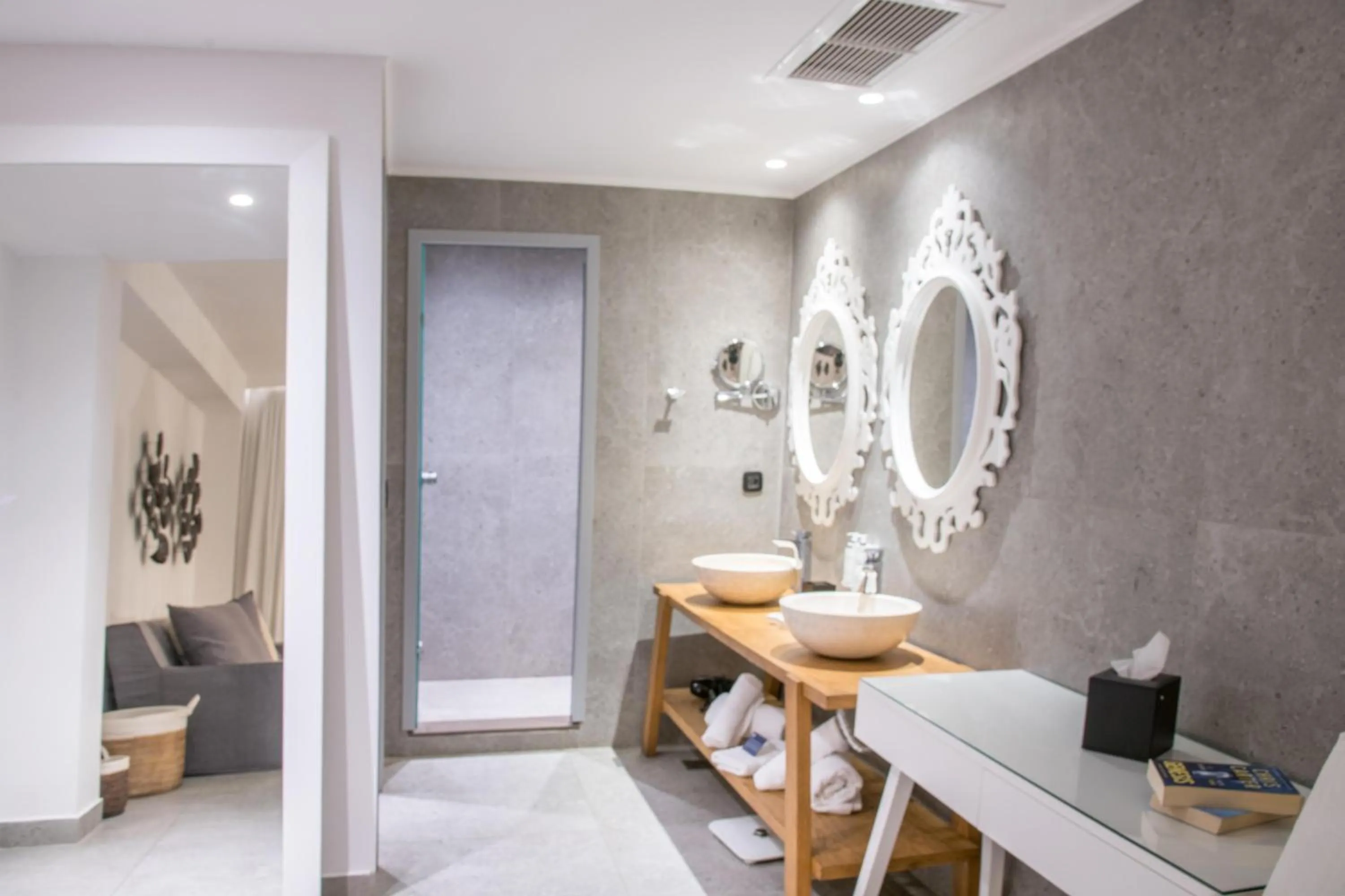 Bathroom in Insula Alba Resort & Spa (Adults Only)