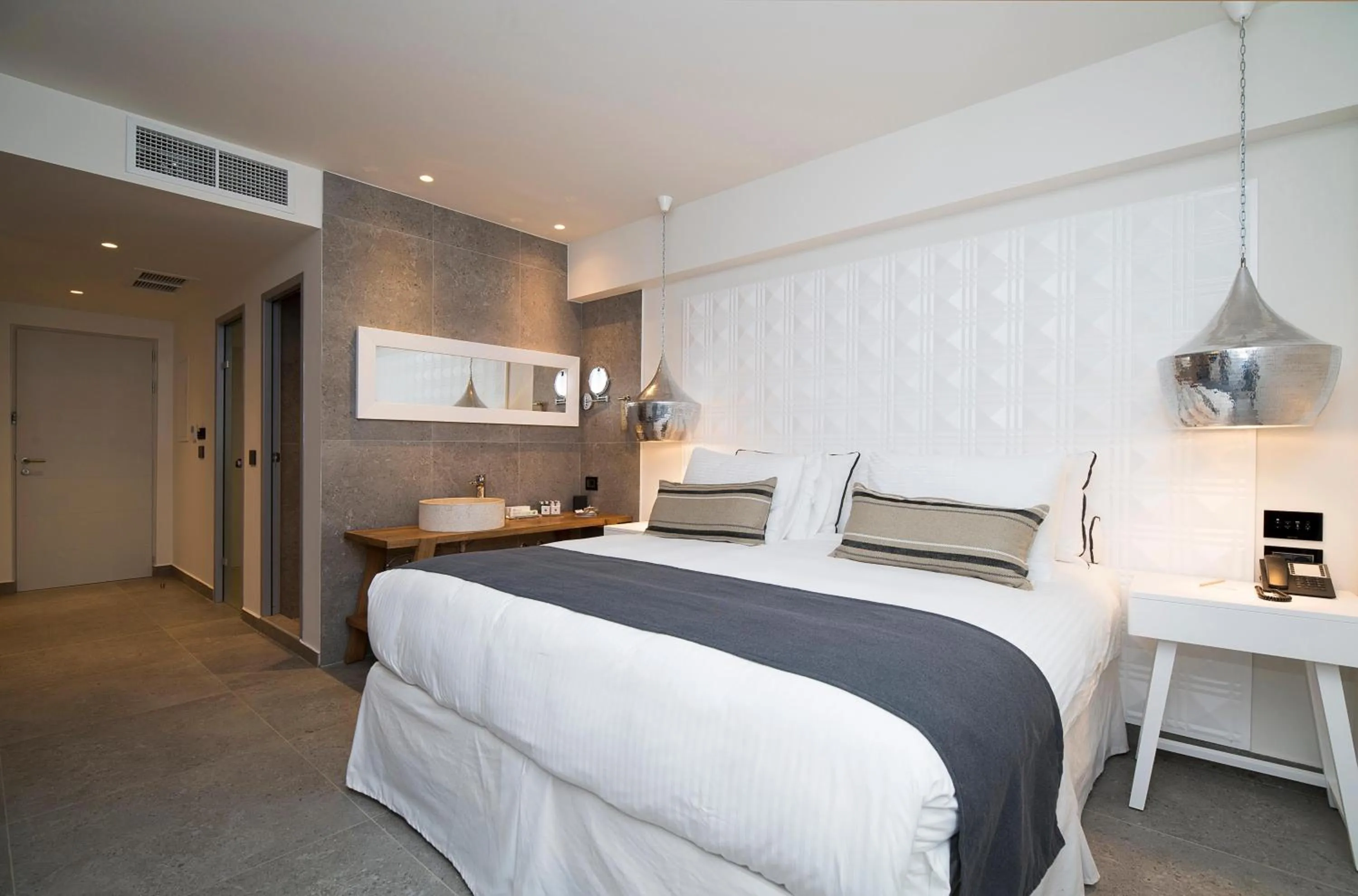 Photo of the whole room, Bed in Insula Alba Resort & Spa (Adults Only)