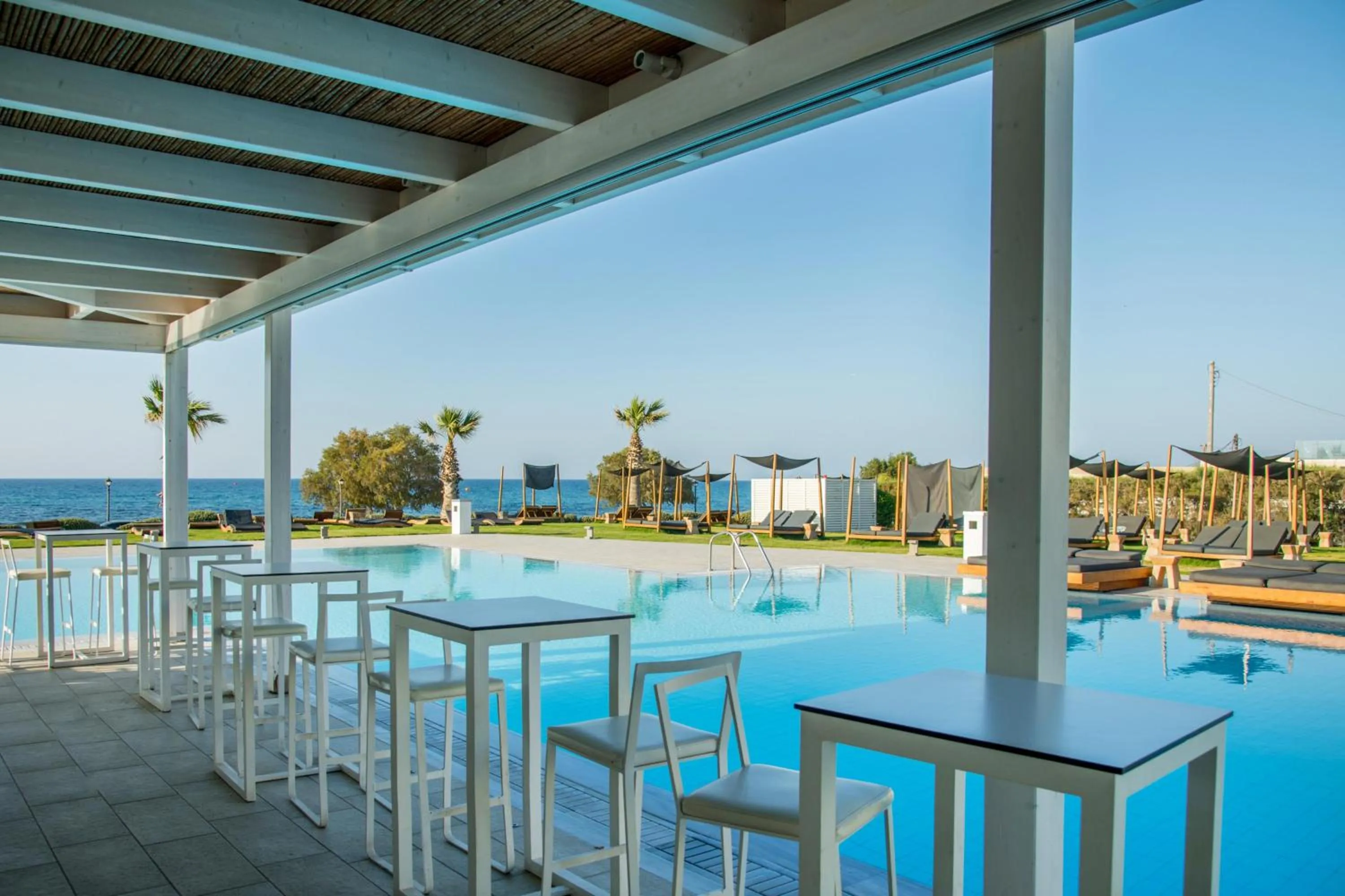 Swimming pool in Insula Alba Resort & Spa (Adults Only)