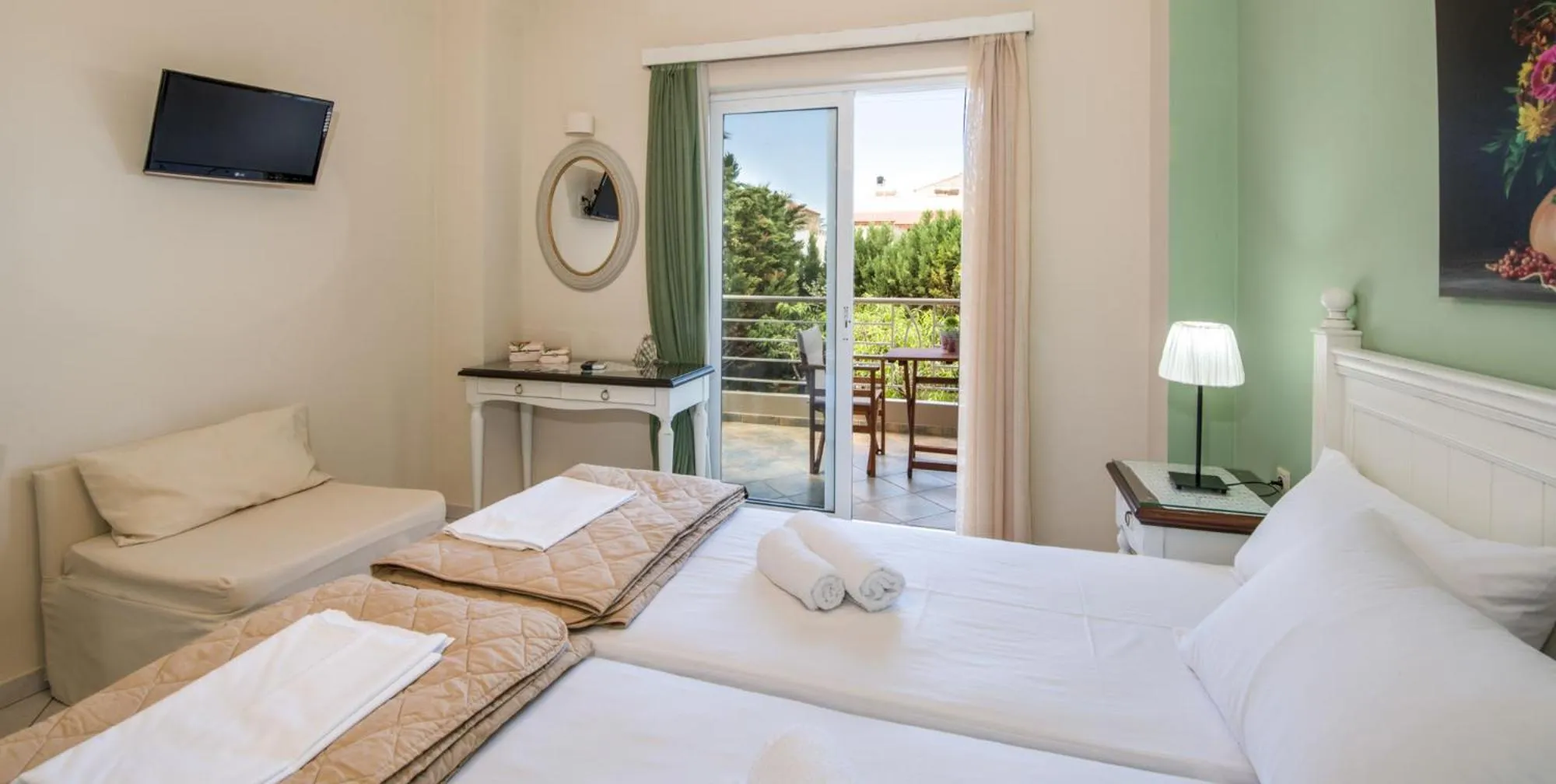 Bed in Stamatakis Boutique Studios