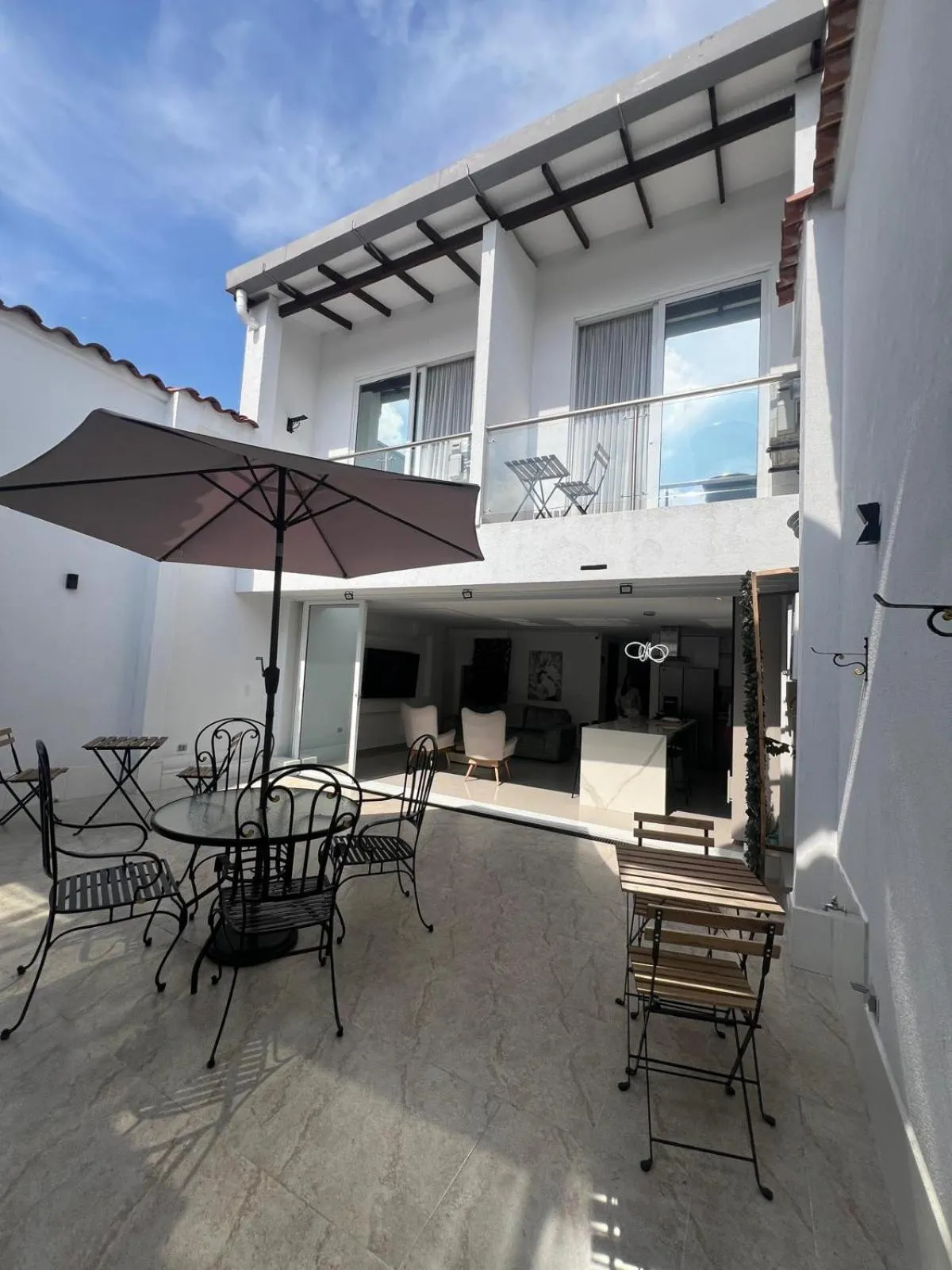 Valymar Inn International Home Hotel