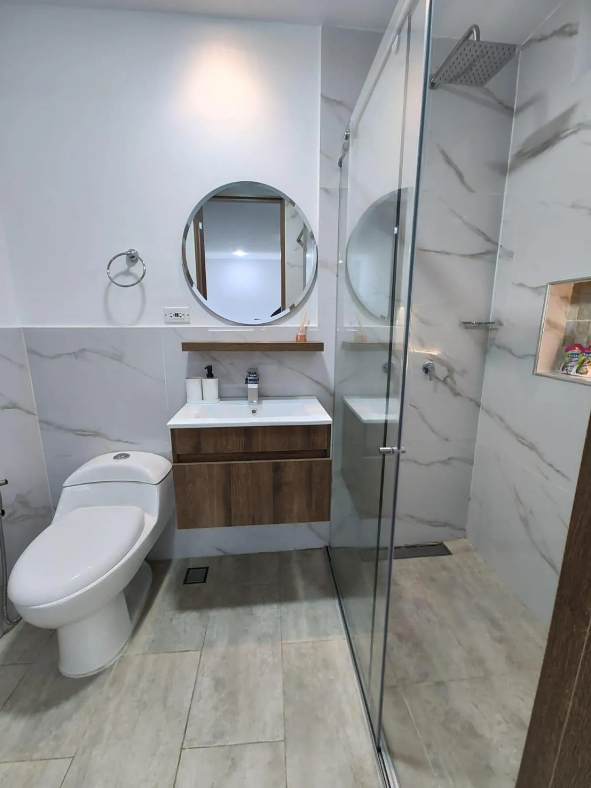 Valymar Inn International Home Hotel
