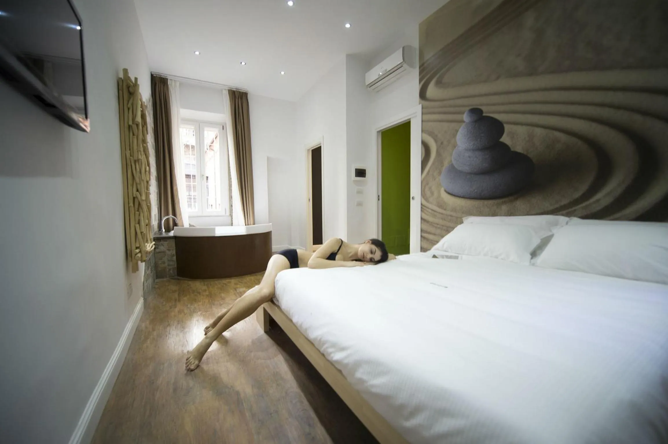 Decorative detail, Bed in Ripetta Relais