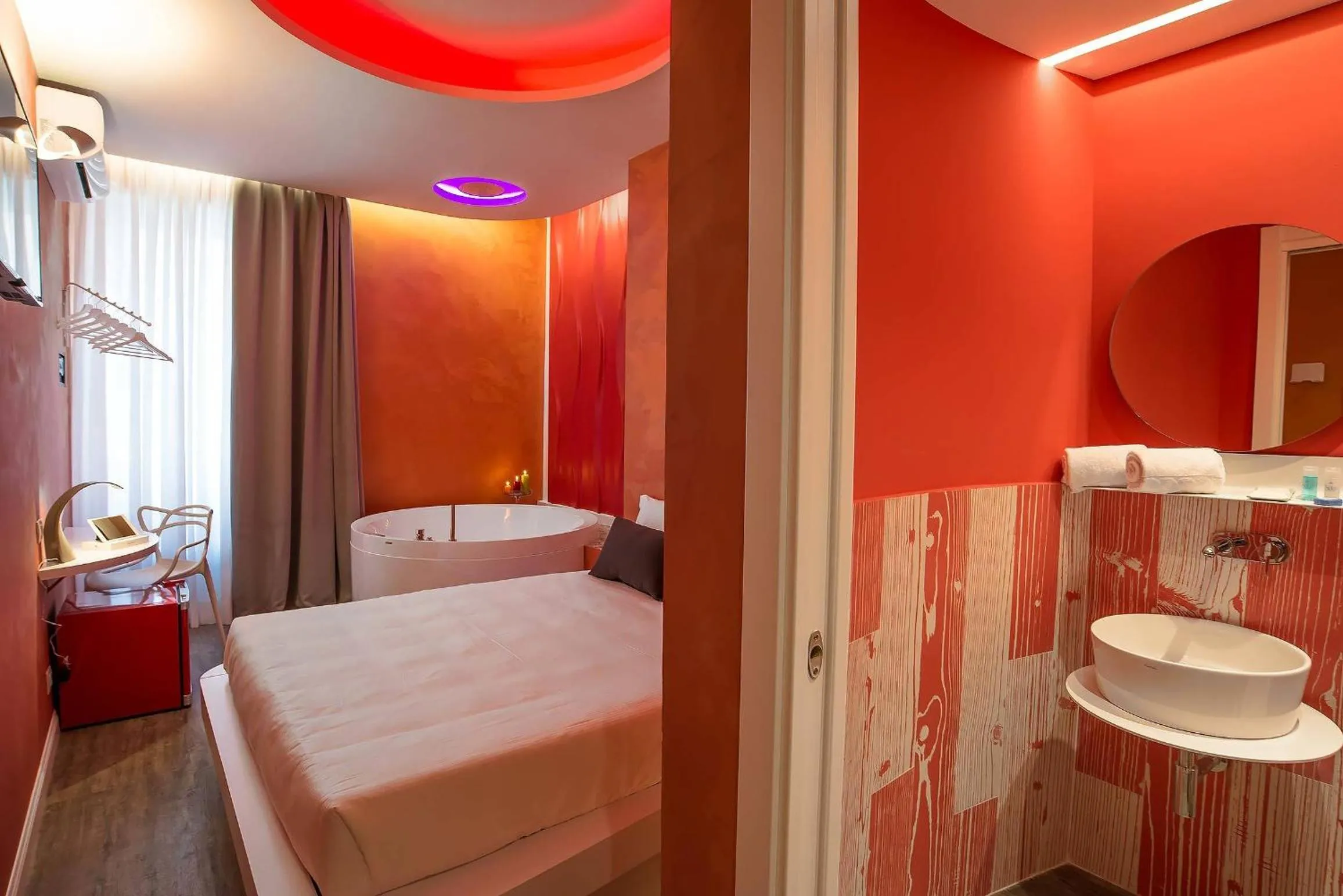 Hot Tub, Bed in Ripetta Relais