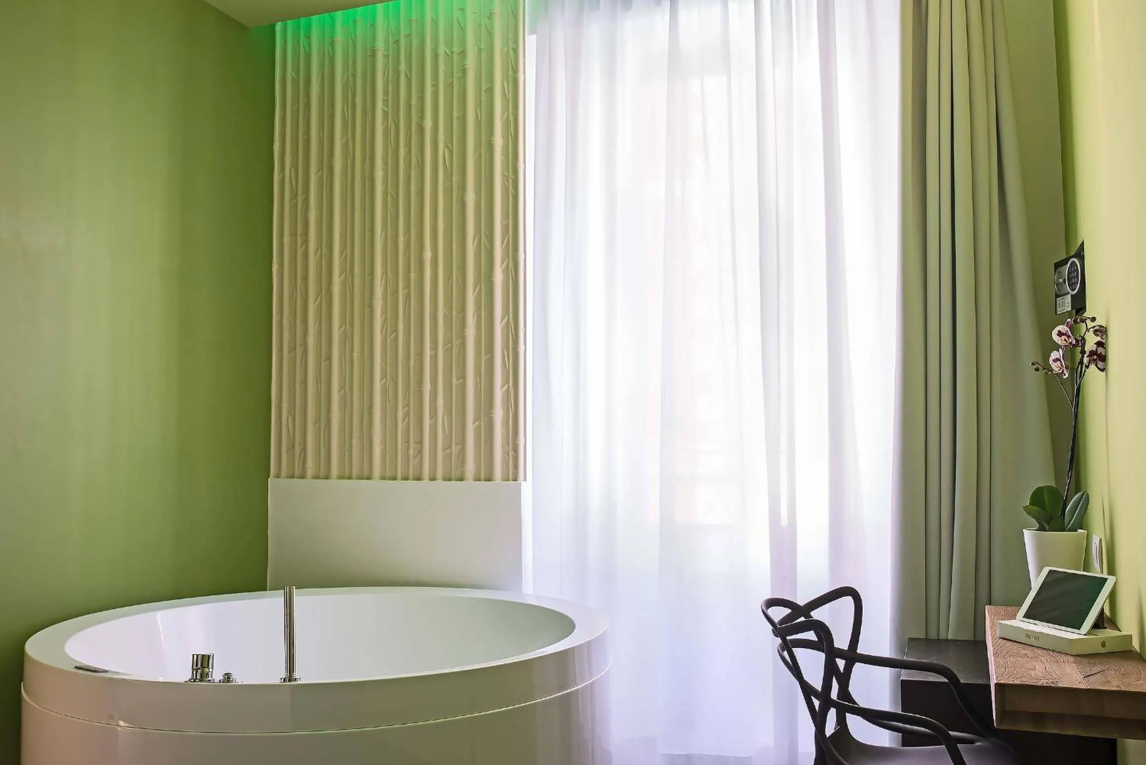 Hot Tub in Ripetta Relais