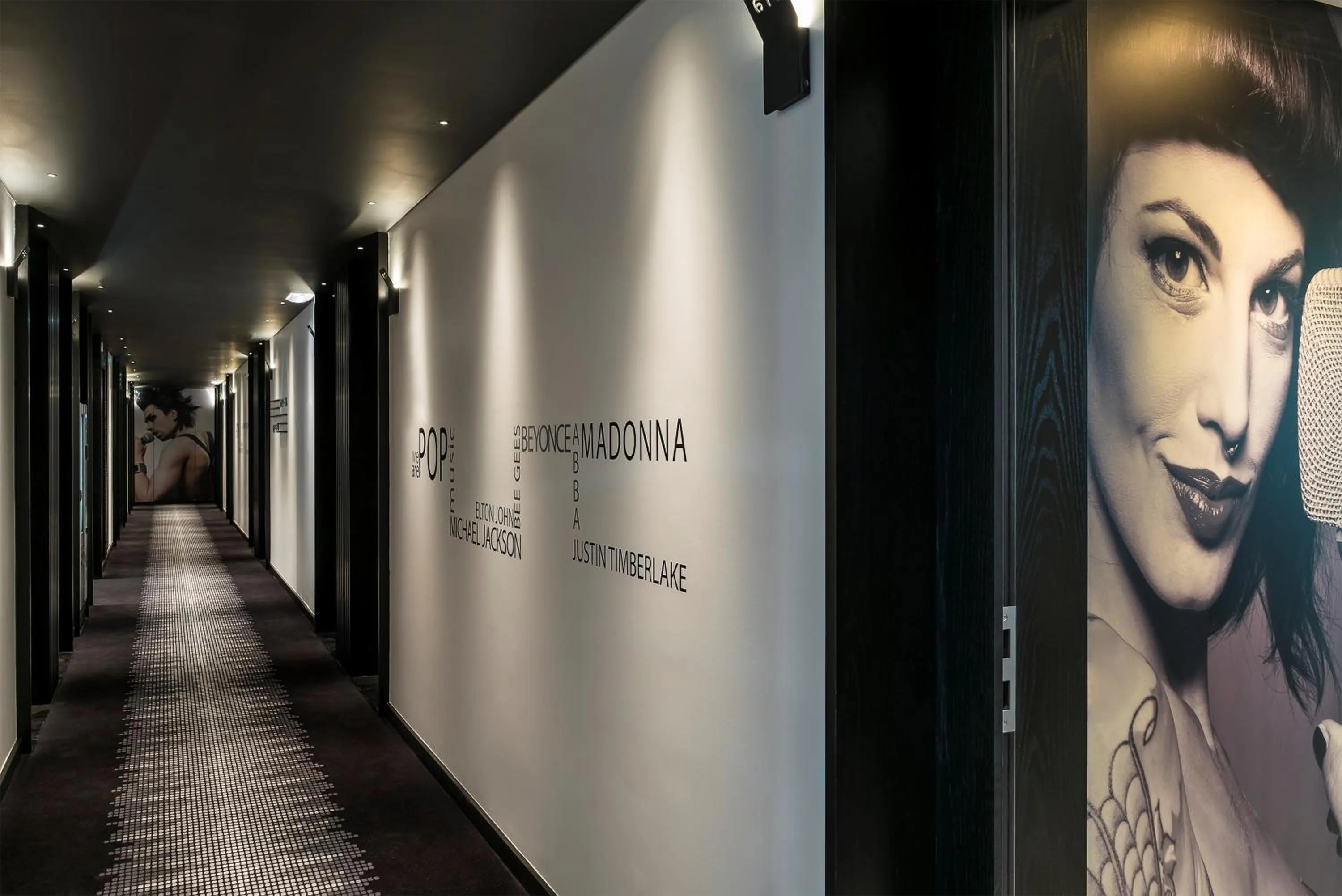 Property building in HF Fénix Music