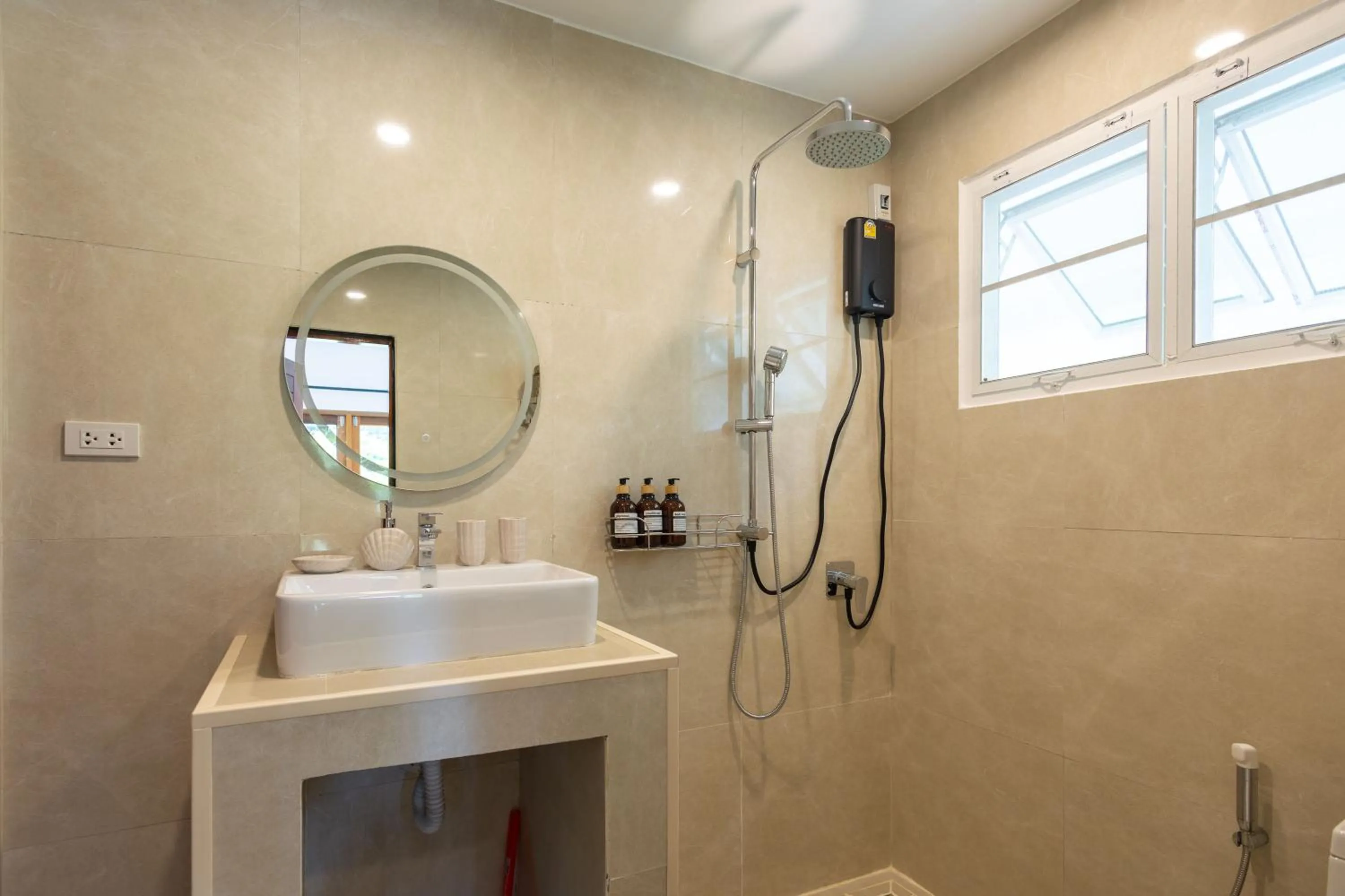 Shower in BOHO Boutique Bungalows