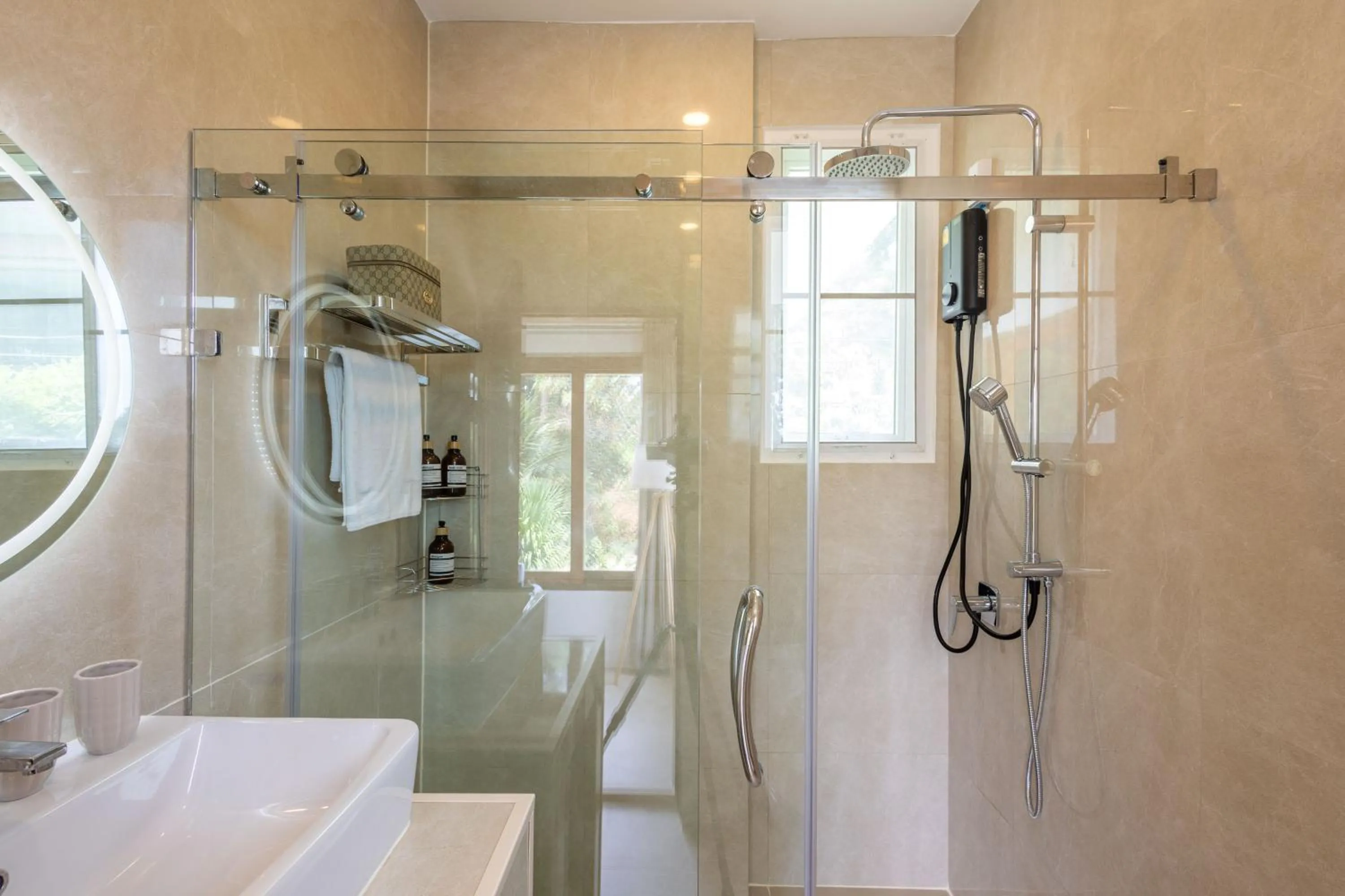 Shower in BOHO Boutique Bungalows