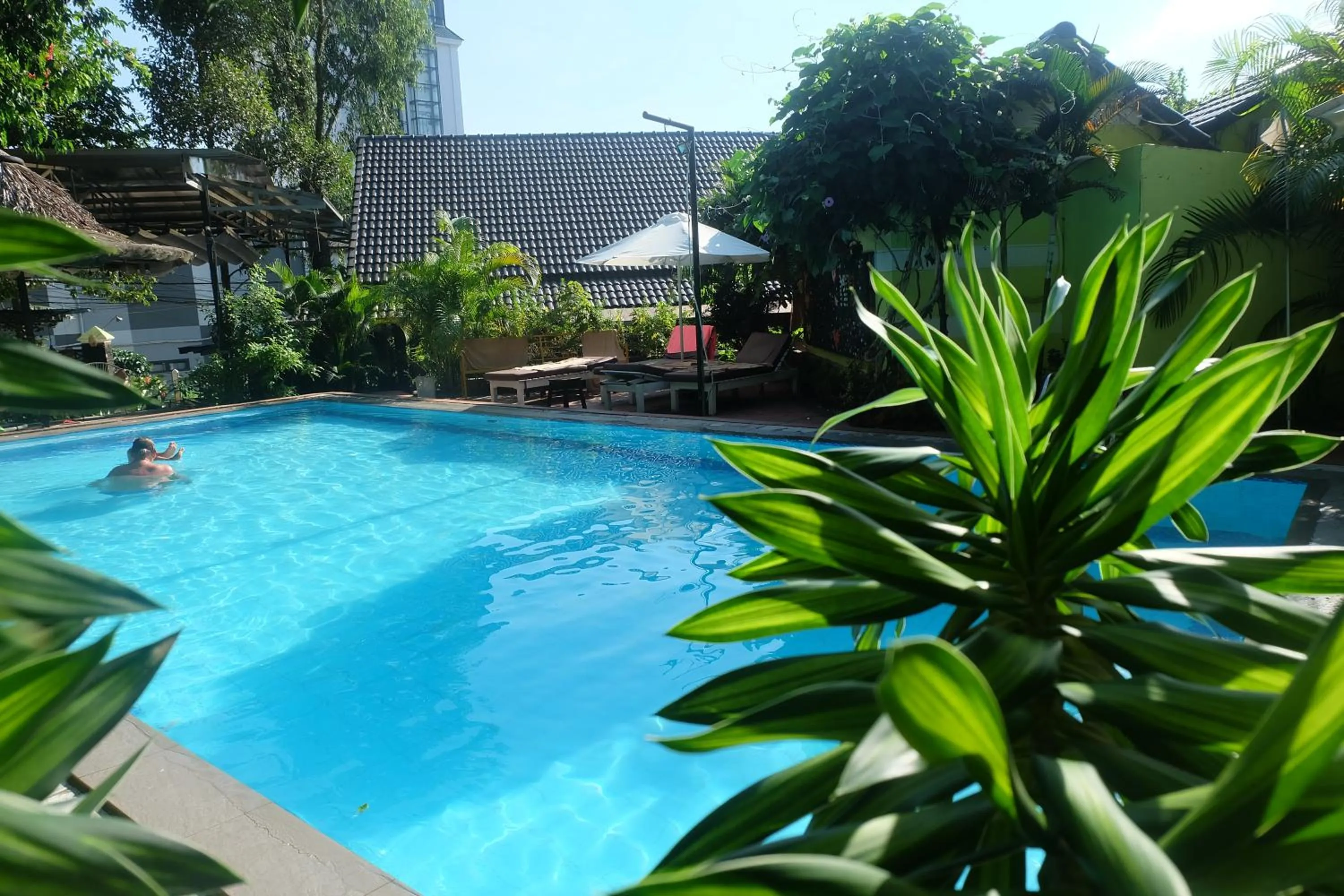 Swimming pool in Bungalow Mai Phuong Binh