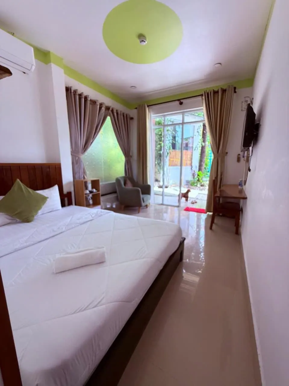 Property building, Bed in Bungalow Mai Phuong Binh
