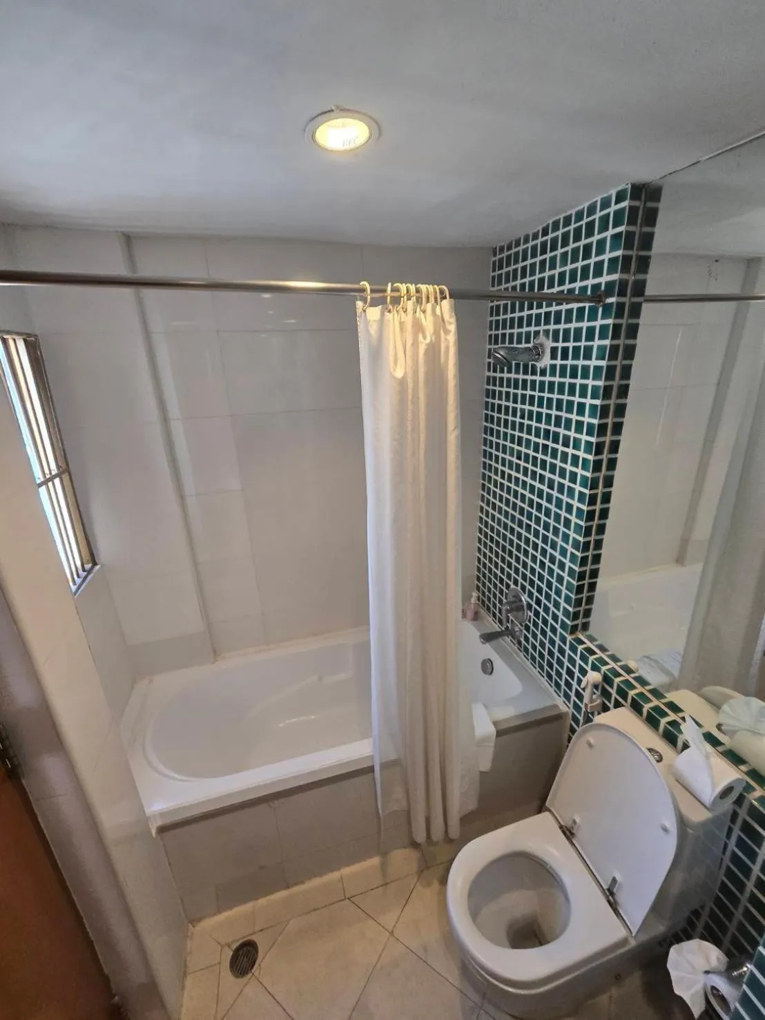 Bathroom in Riverside Bangkok Hotel