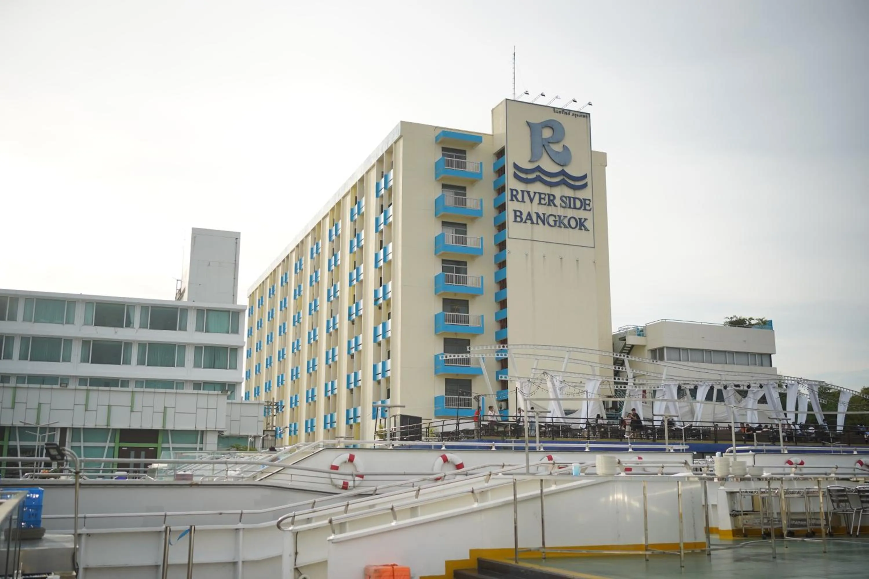 Property building in Riverside Bangkok Hotel