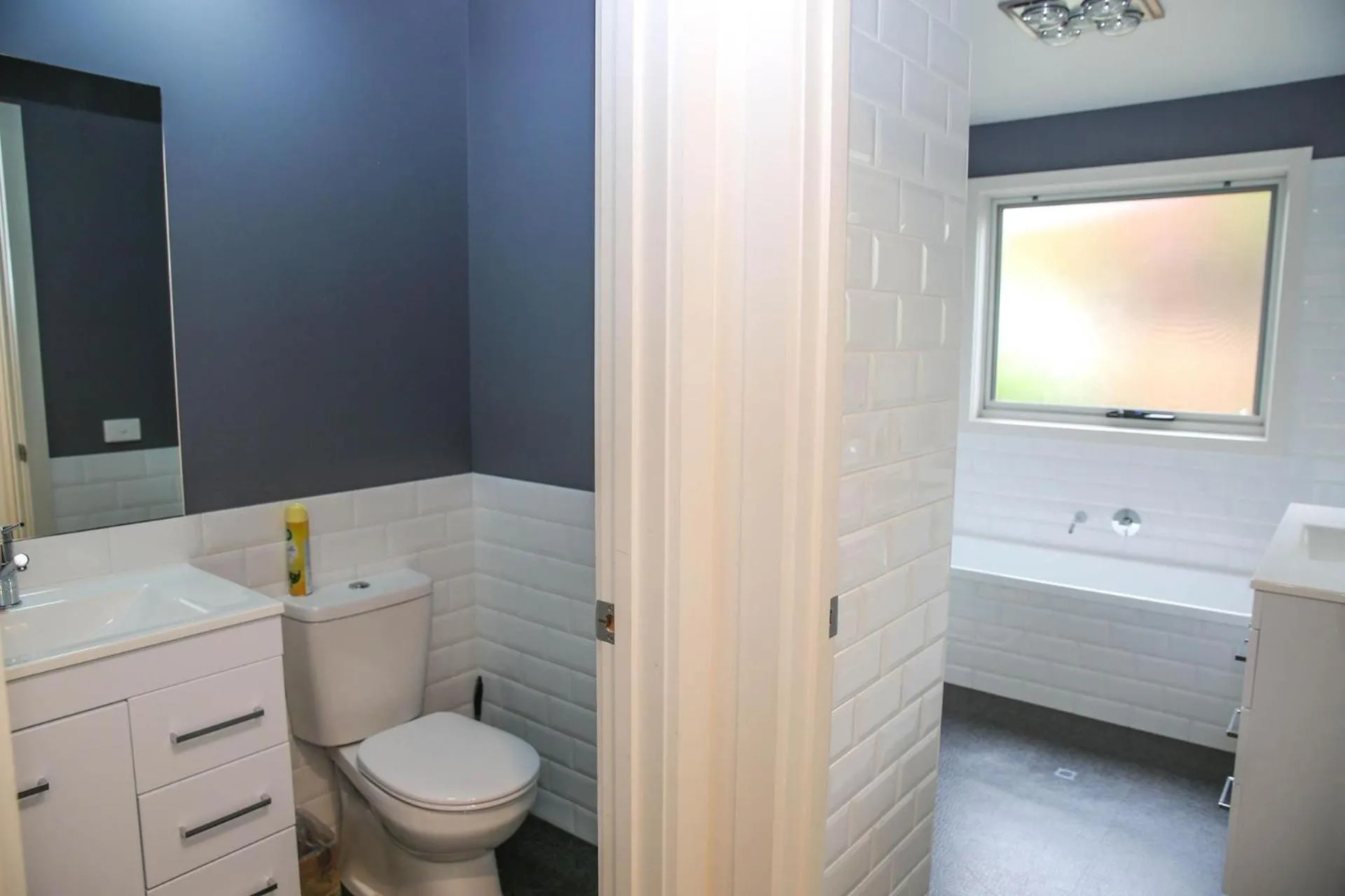 Shower in Decked Out At Bright