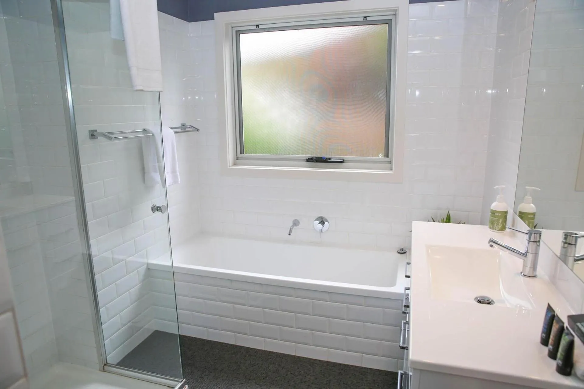 Shower in Decked Out At Bright
