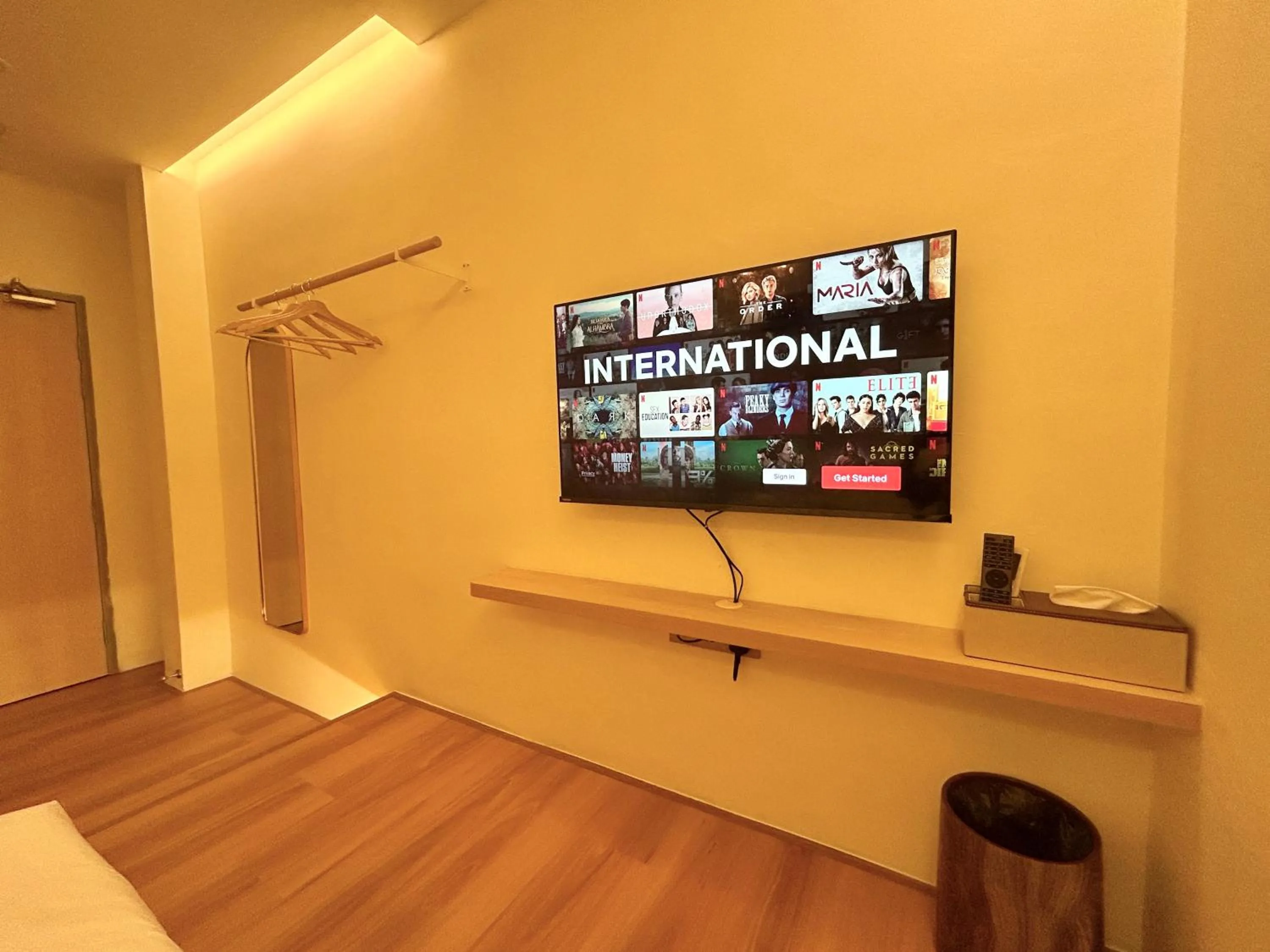 ONE18 Boutique Hotel