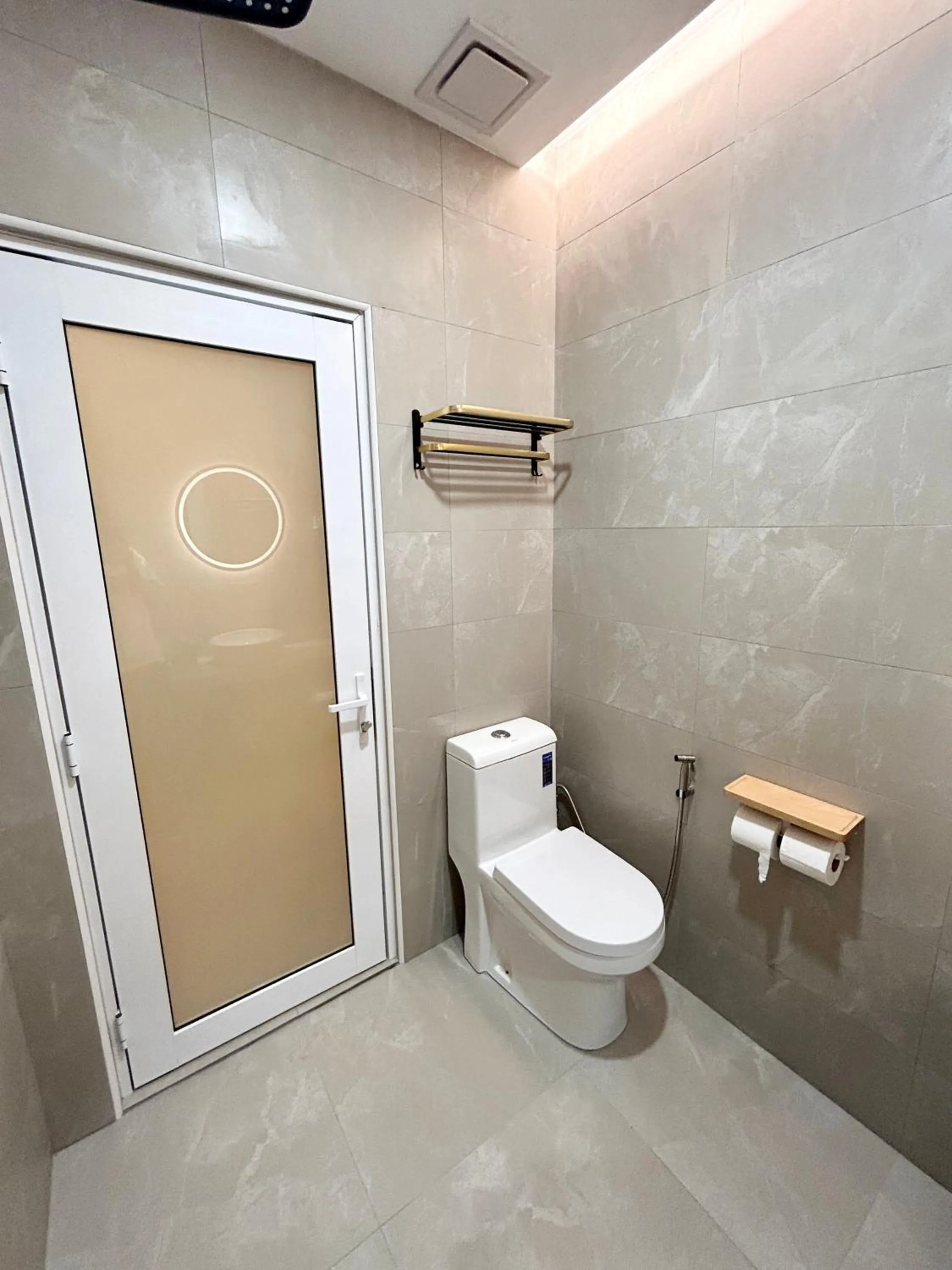 ONE18 Boutique Hotel