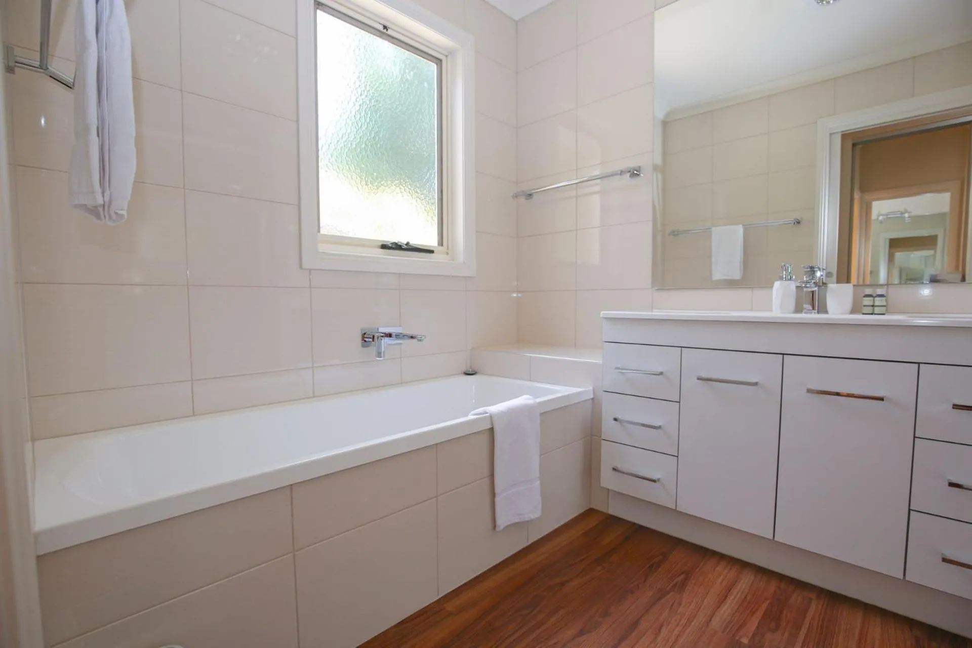 Shower in Dieudonne