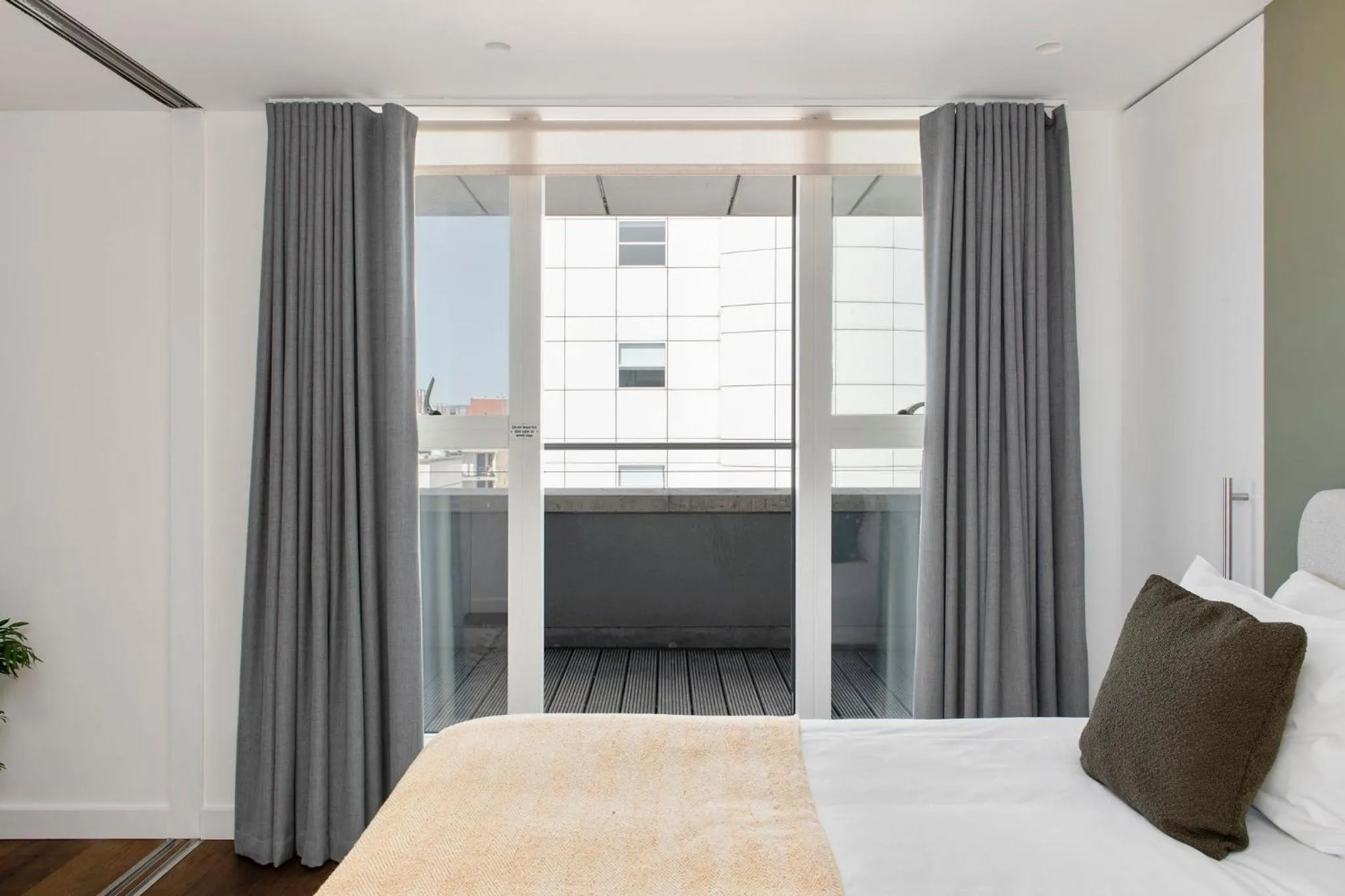 Bedroom, Bed in Cove St Martin's